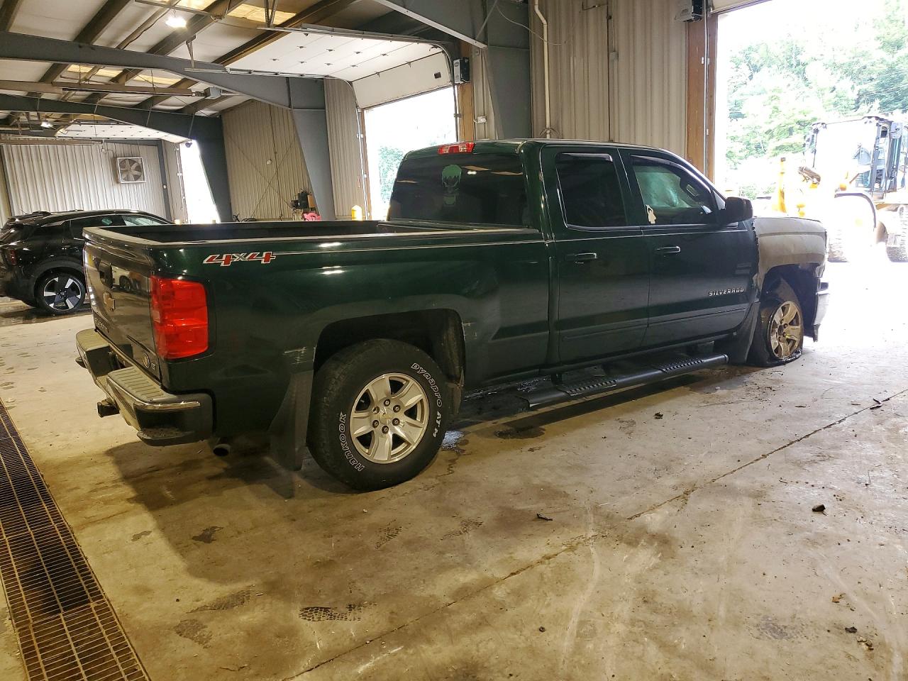 2015 Chevrolet Silverado K1500 Lt Green vin: 1GCVKREC2FZ222874
