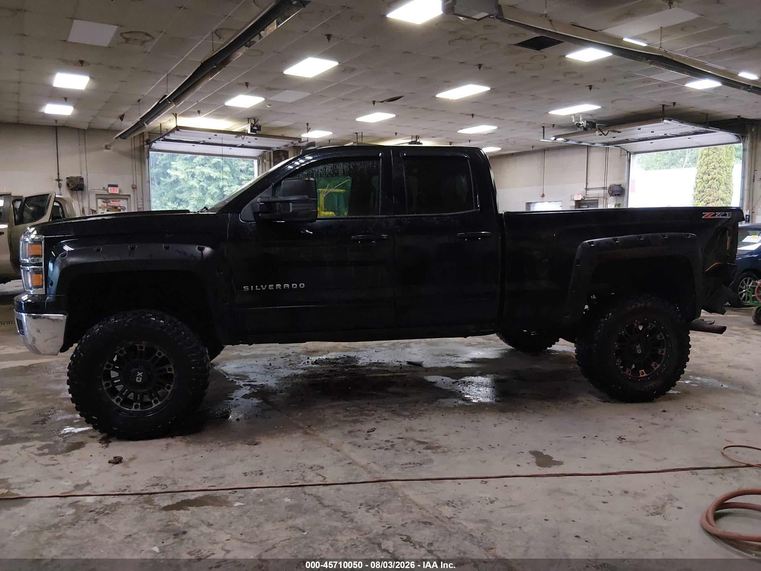2015 Chevrolet Silverado 1500 Lt Черный vin: 1GCVKREC2FZ224995