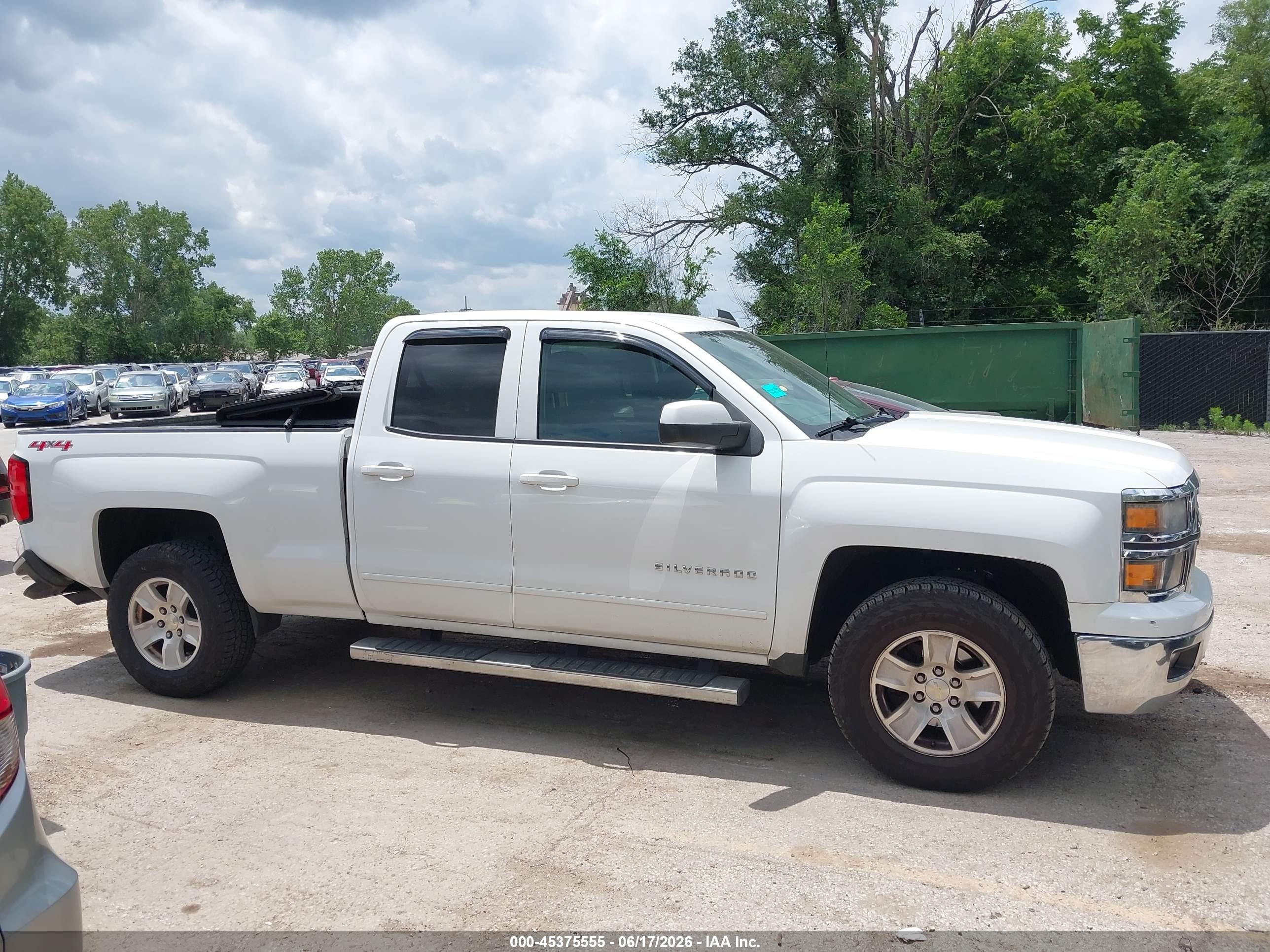 2015 Chevrolet Silverado 1500 Lt Белый vin: 1GCVKREC2FZ230666