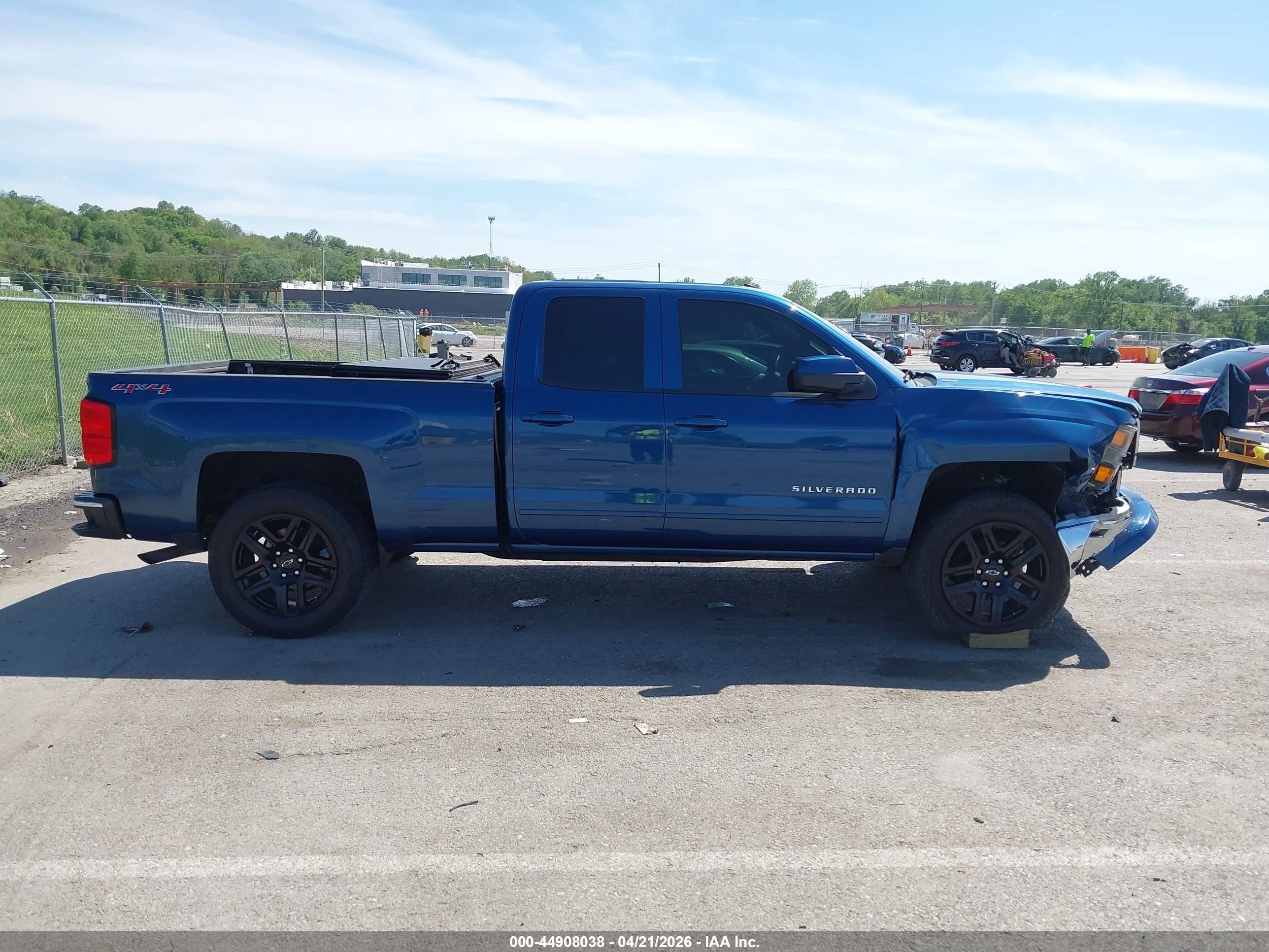 2015 Chevrolet Silverado 1500 1lt Blue vin: 1GCVKREC2FZ286493