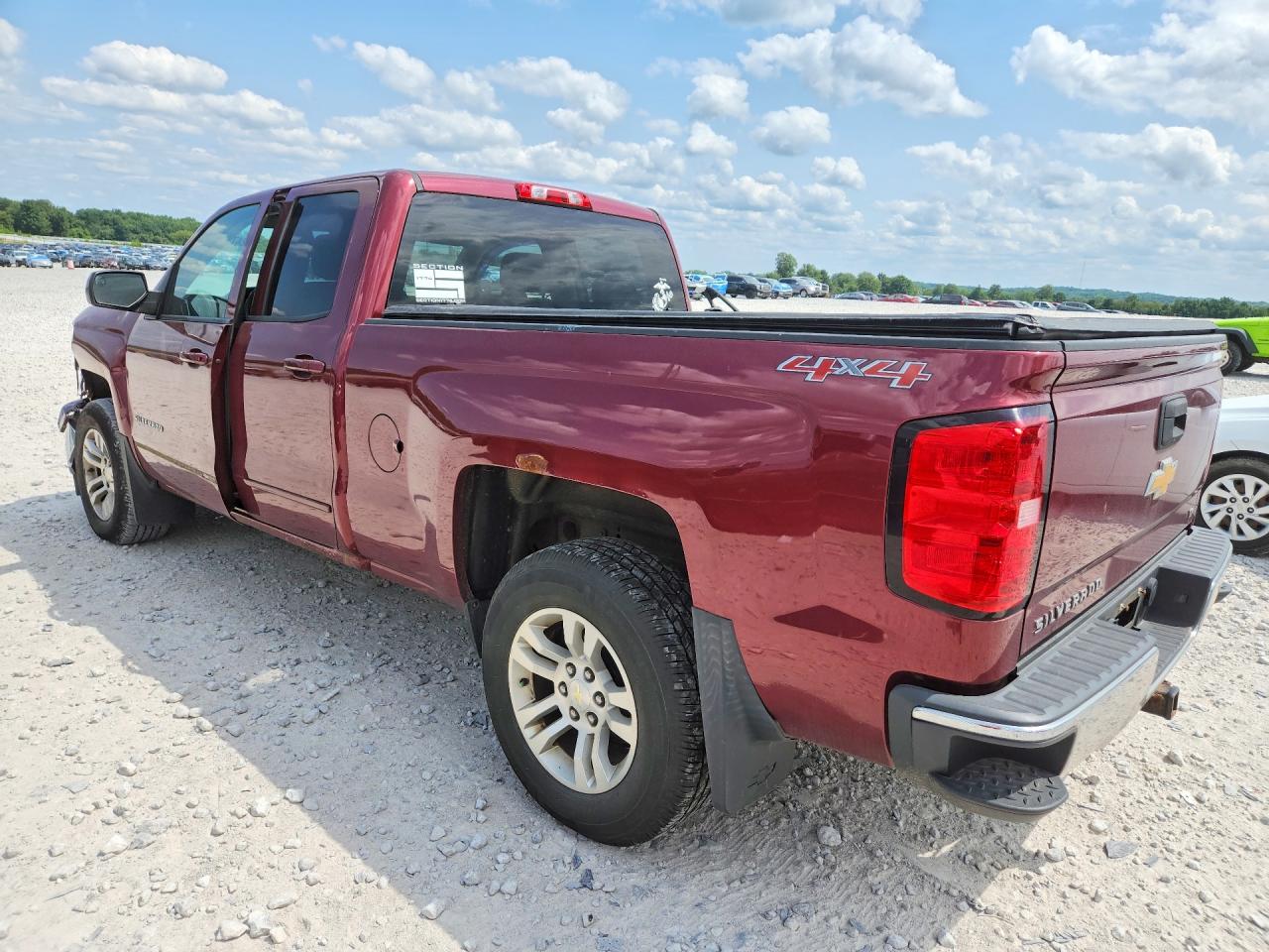 2015 Chevrolet Silverado K1500 Lt Red vin: 1GCVKREC2FZ359975