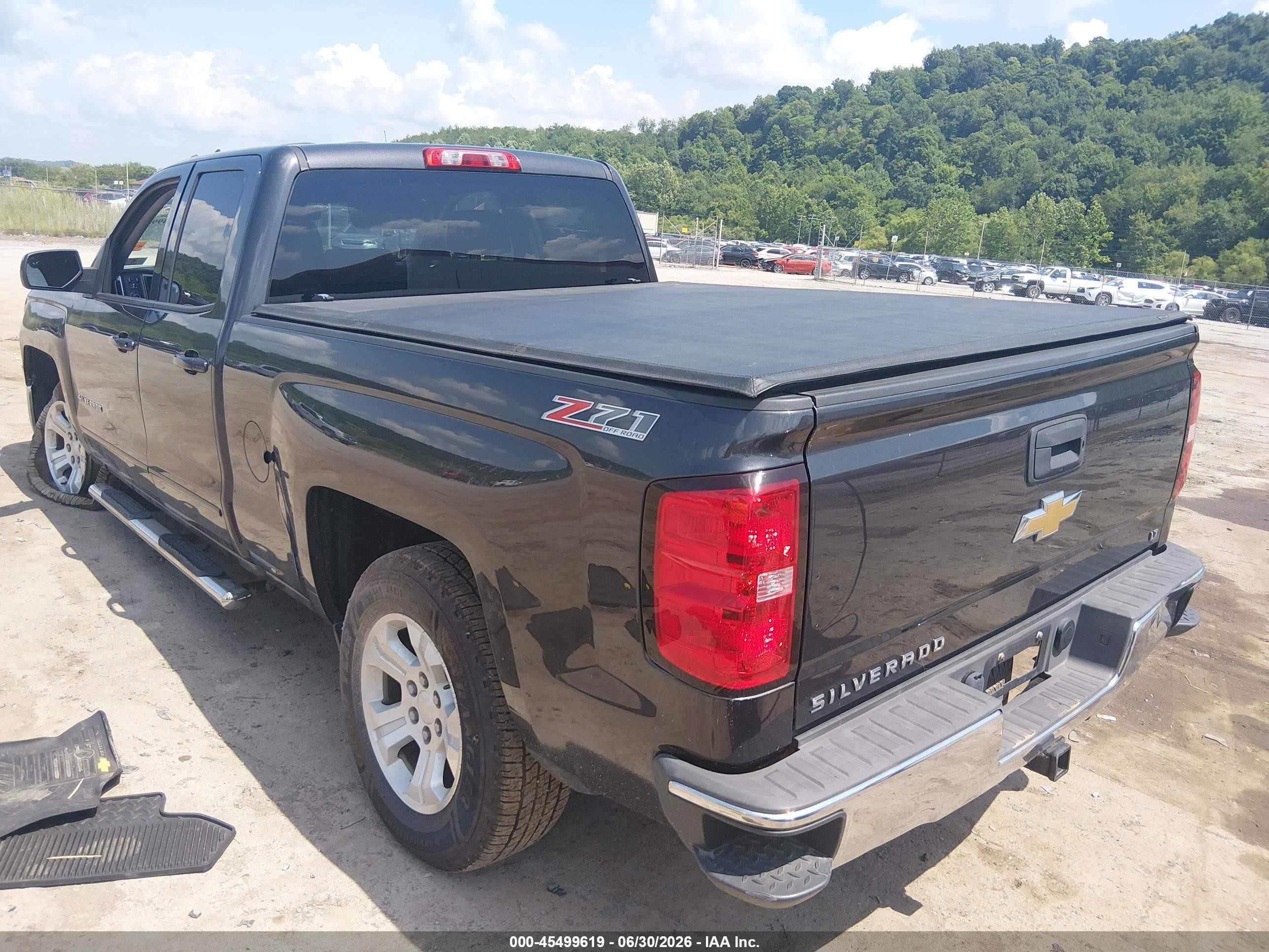 2015 Chevrolet Silverado 1500 2lt Gray vin: 1GCVKREC2FZ366182