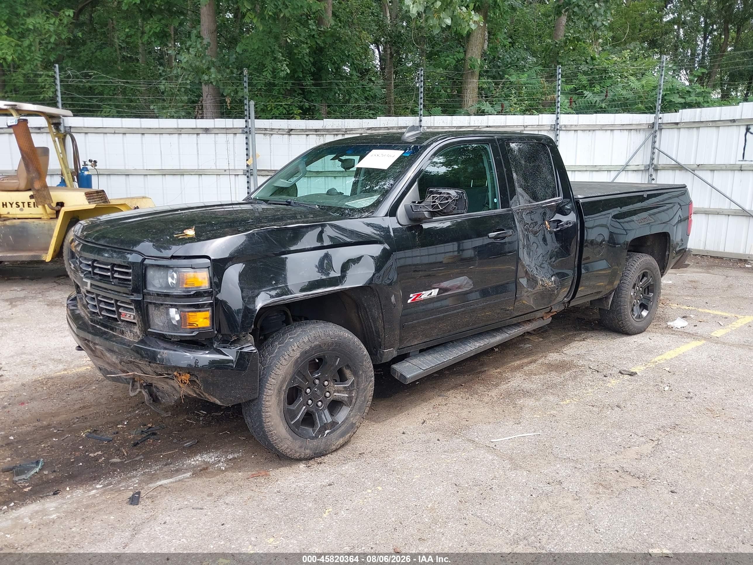 2015 Chevrolet Silverado 1500 Lt Черный vin: 1GCVKREC2FZ367669