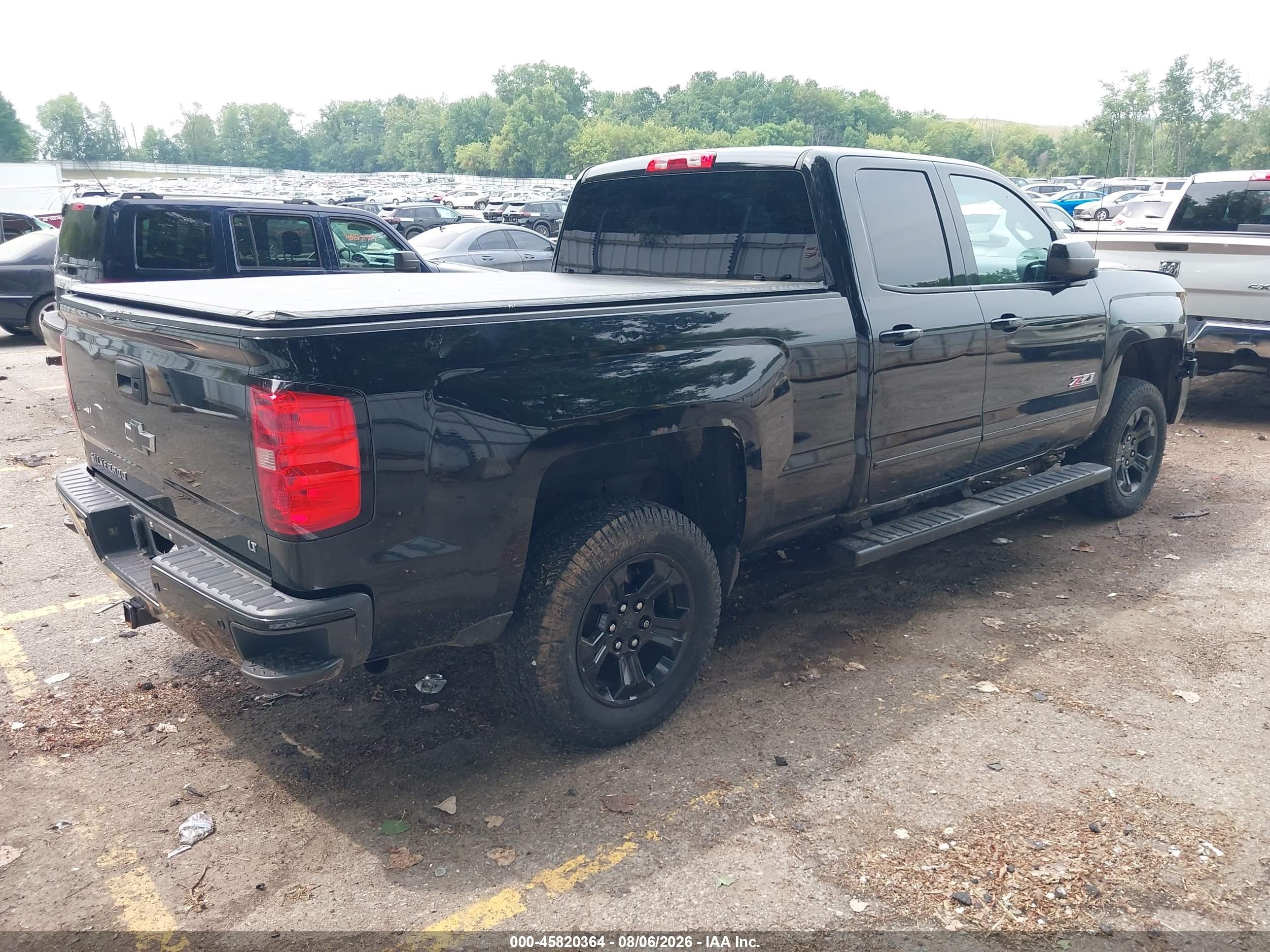 2015 Chevrolet Silverado 1500 Lt Черный vin: 1GCVKREC2FZ367669