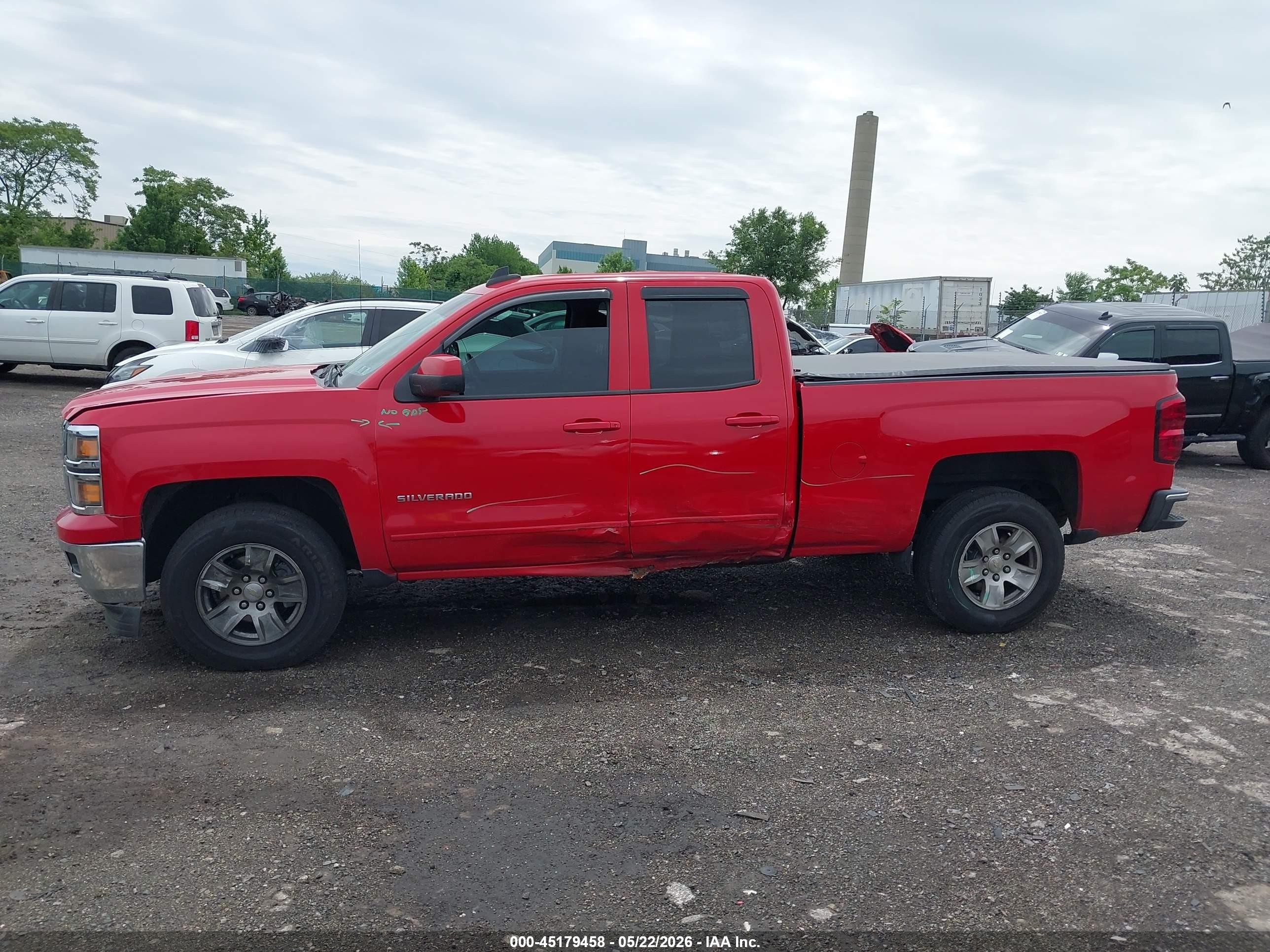 2015 Chevrolet Silverado 1500 1lt Red vin: 1GCVKREC2FZ375724