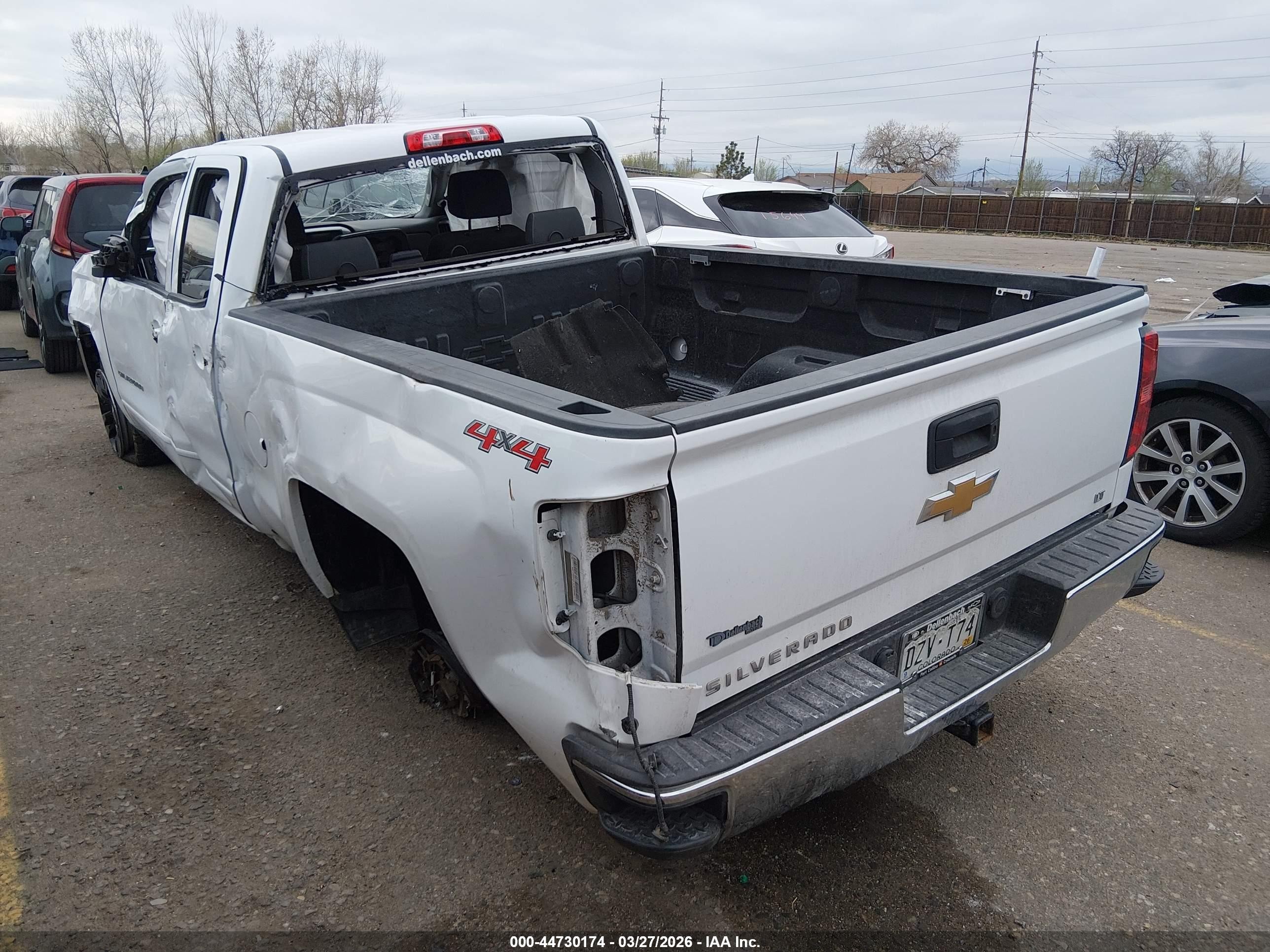 2017 Chevrolet Silverado 1500 1lt White vin: 1GCVKREC2HZ332438