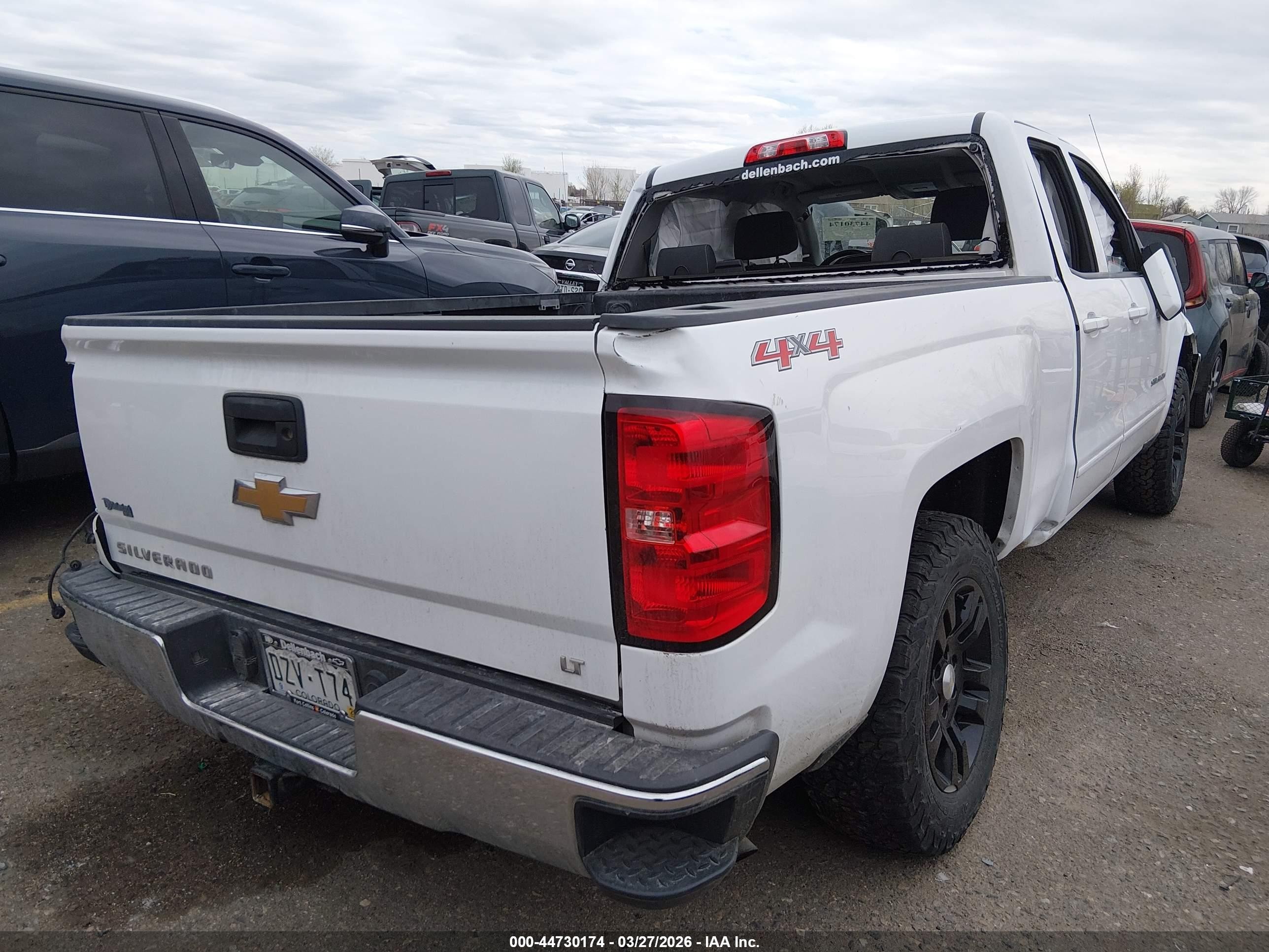 2017 Chevrolet Silverado 1500 1lt White vin: 1GCVKREC2HZ332438
