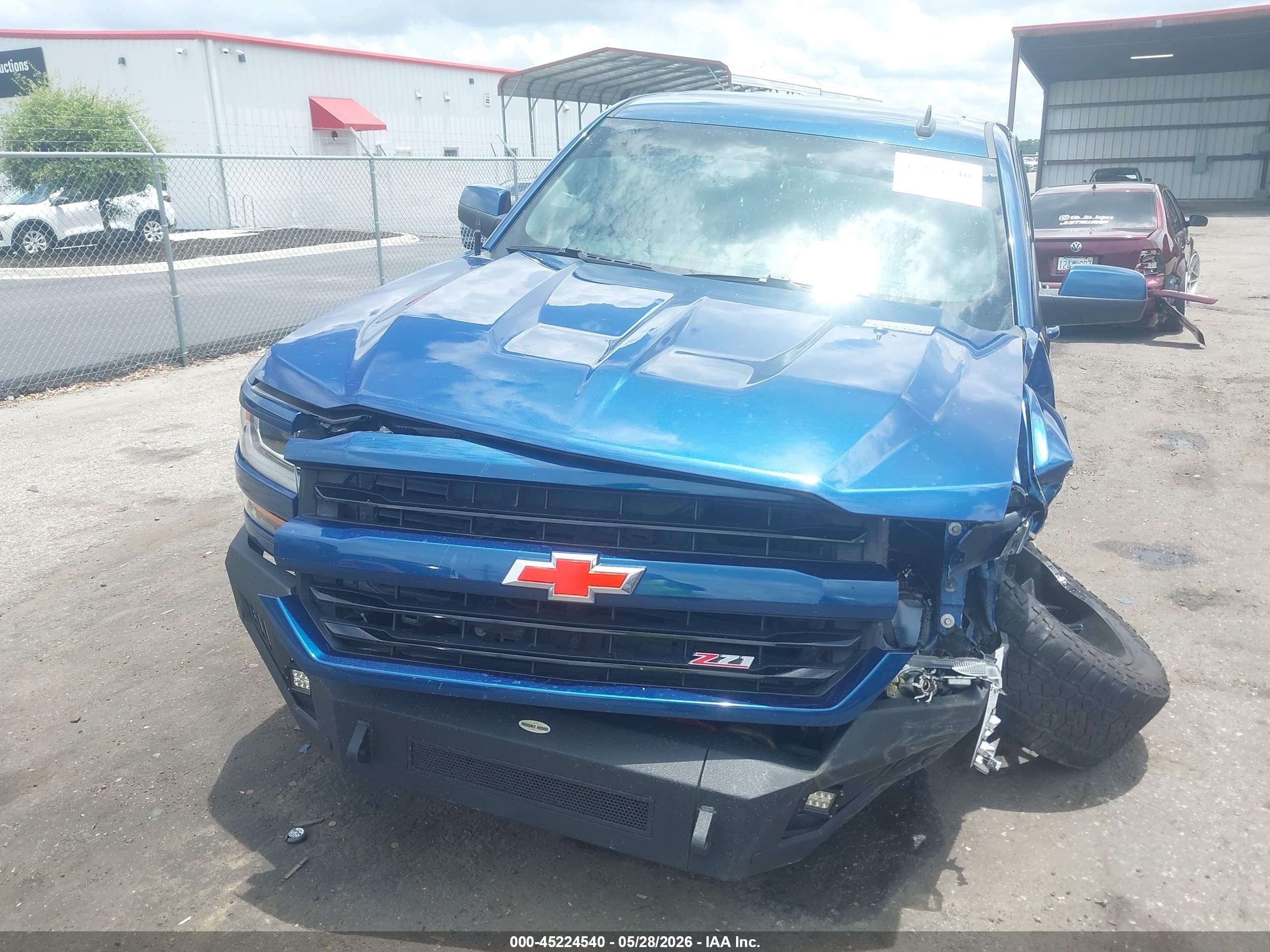 2017 Chevrolet Silverado 1500 2lt Blue vin: 1GCVKREC2HZ341138