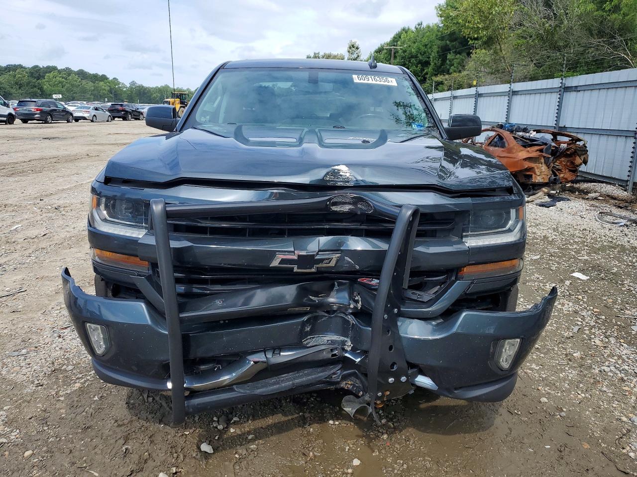 2017 Chevrolet Silverado K1500 Lt Зеленый vin: 1GCVKREC2HZ374334