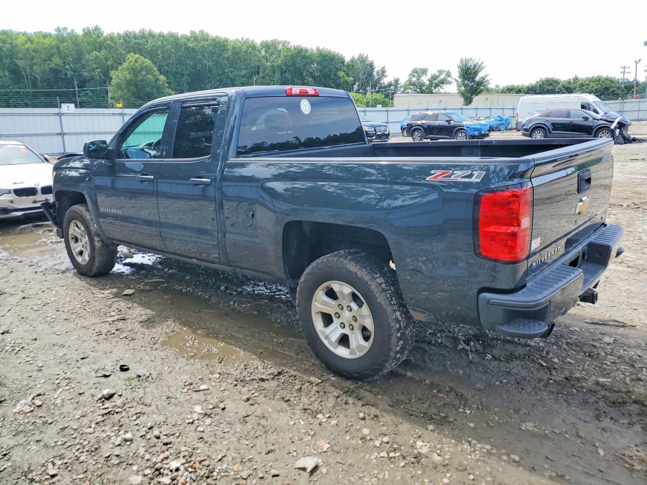 2017 Chevrolet Silverado K1500 Lt Зеленый vin: 1GCVKREC2HZ374334