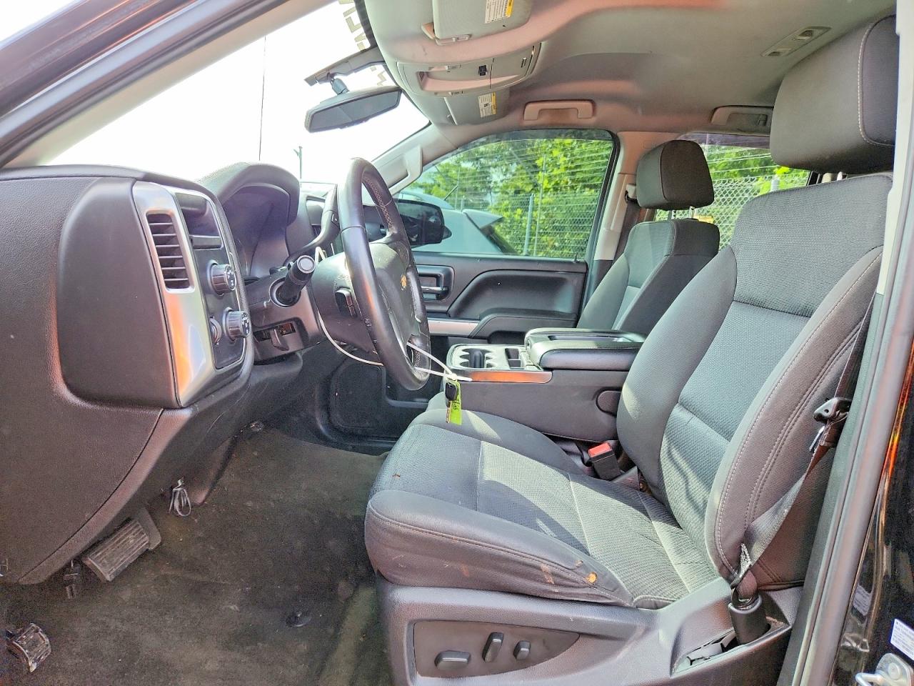 2018 Chevrolet Silverado K1500 Lt Black vin: 1GCVKREC2JZ122041