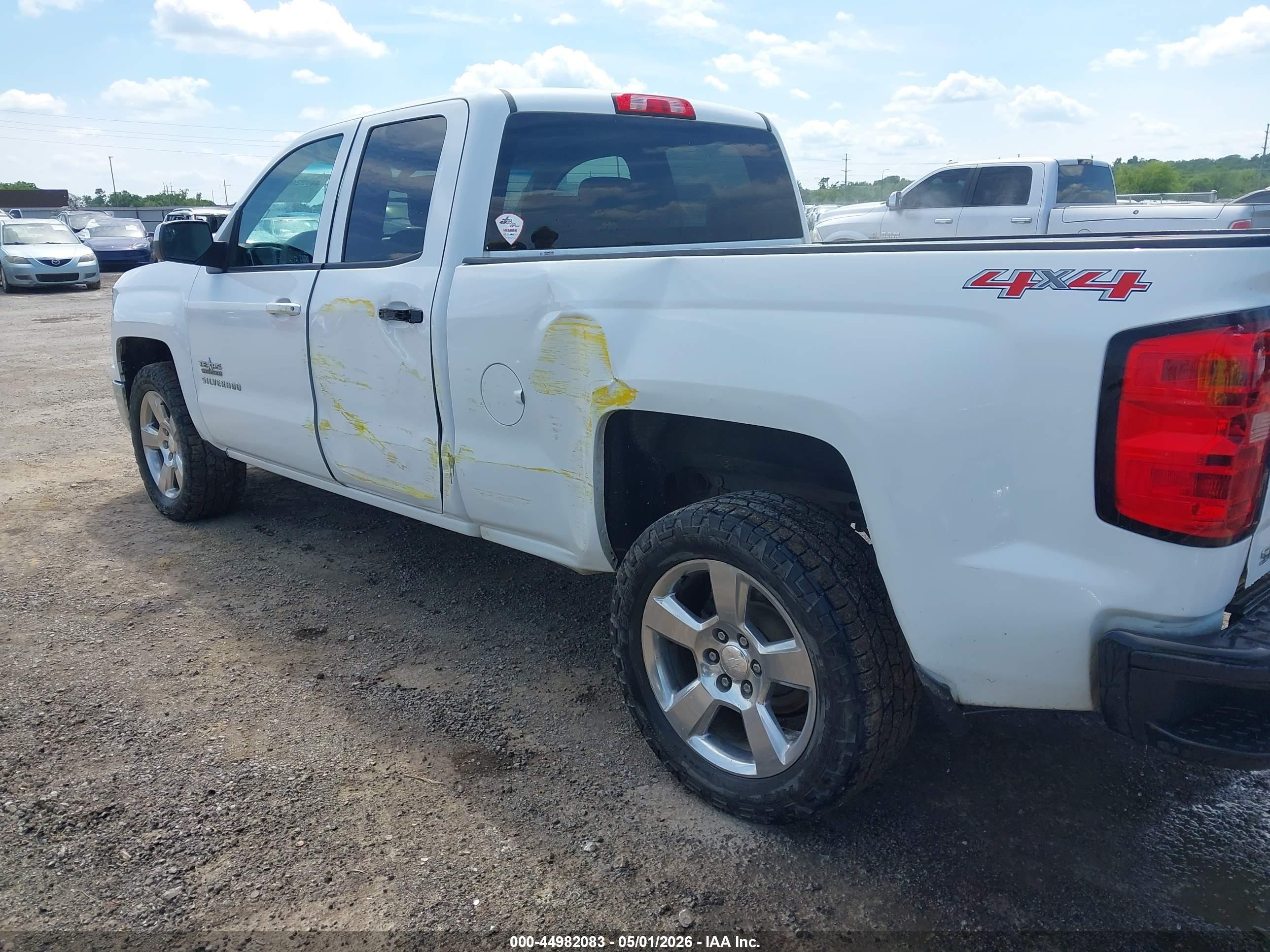 2014 Chevrolet Silverado 1500 1lt Белый vin: 1GCVKREC3EZ128808