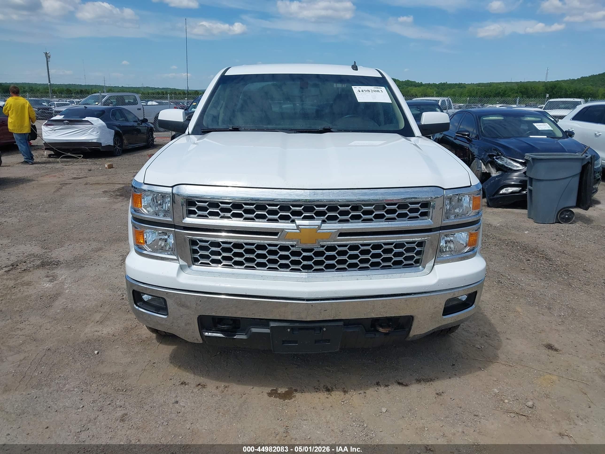 2014 Chevrolet Silverado 1500 1lt Белый vin: 1GCVKREC3EZ128808