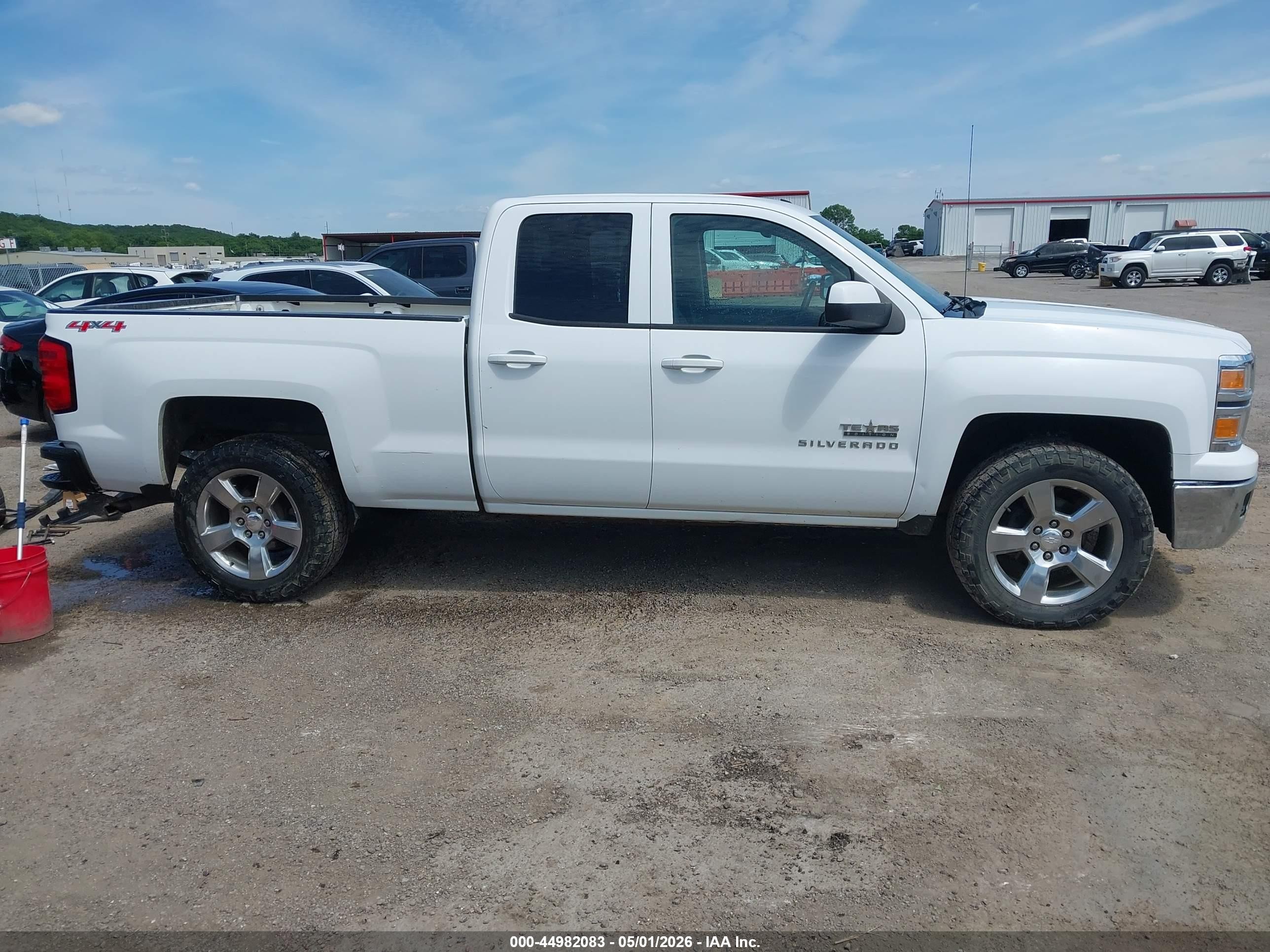 2014 Chevrolet Silverado 1500 1lt Белый vin: 1GCVKREC3EZ128808