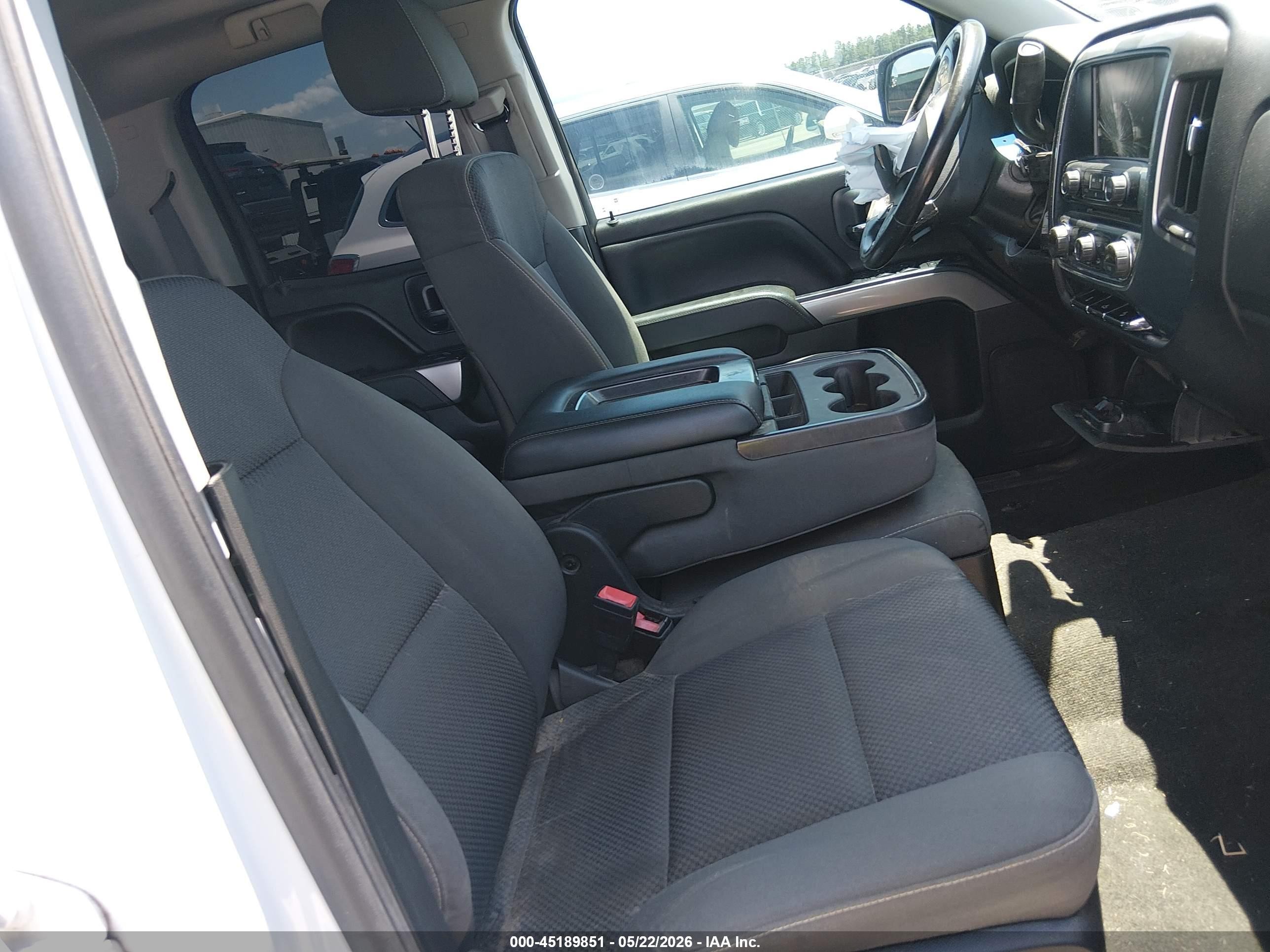 2015 Chevrolet Silverado 1500 2lt Белый vin: 1GCVKREC3FZ316021