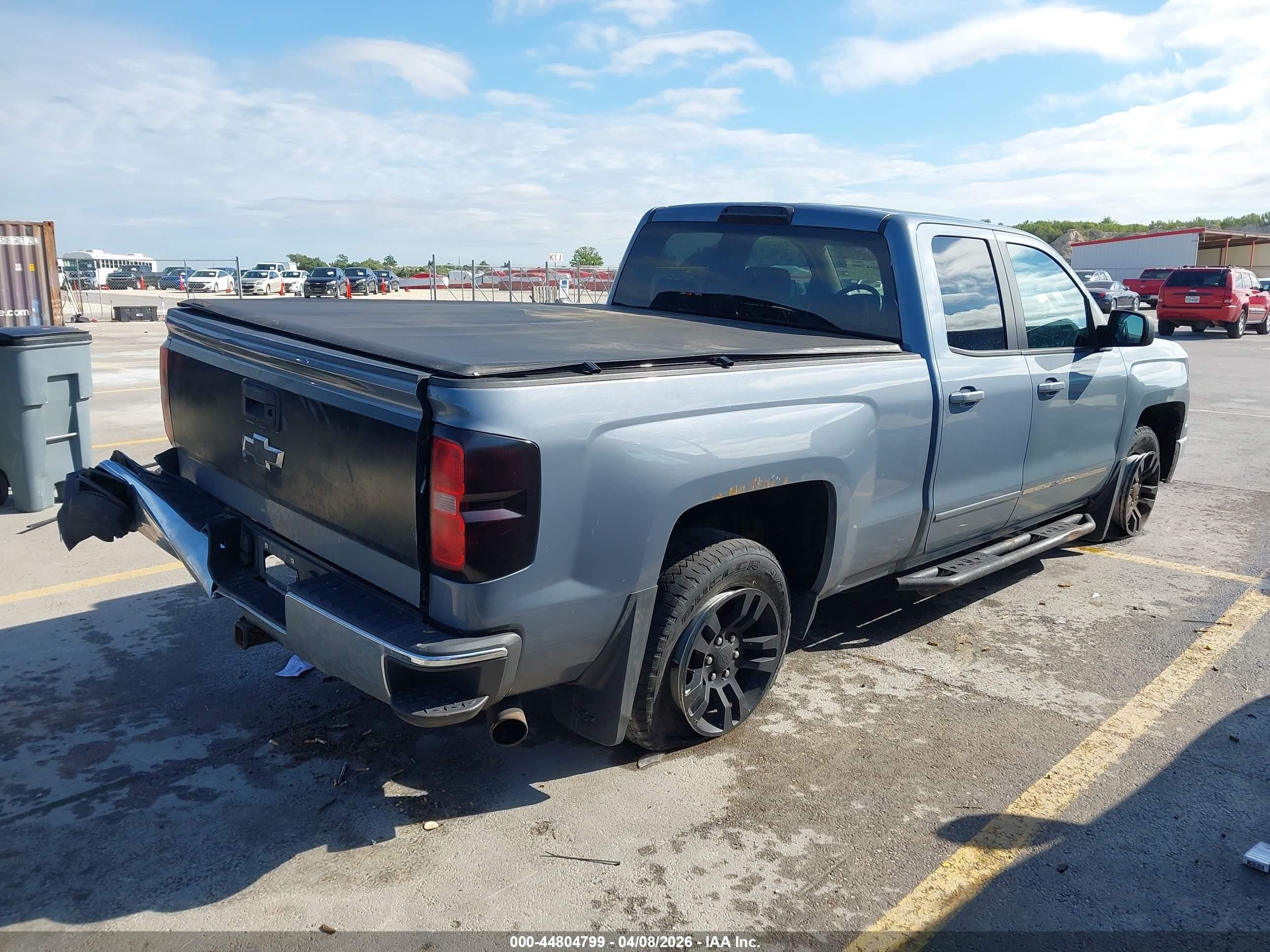 2015 Chevrolet Silverado 1500 1lt Gray vin: 1GCVKREC3FZ447126