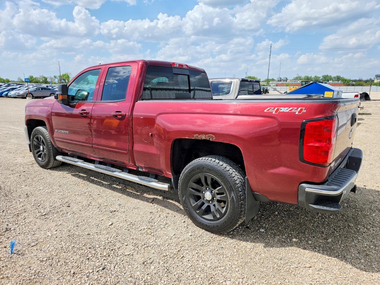 2016 Chevrolet Silverado K1500 Lt Бордовый vin: 1GCVKREC3GZ201596