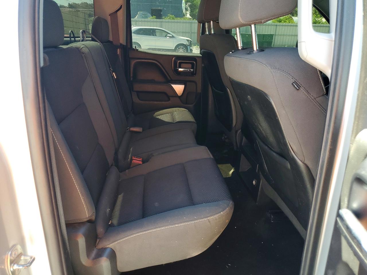 2014 Chevrolet Silverado K1500 Lt Silver vin: 1GCVKREC4EZ270164