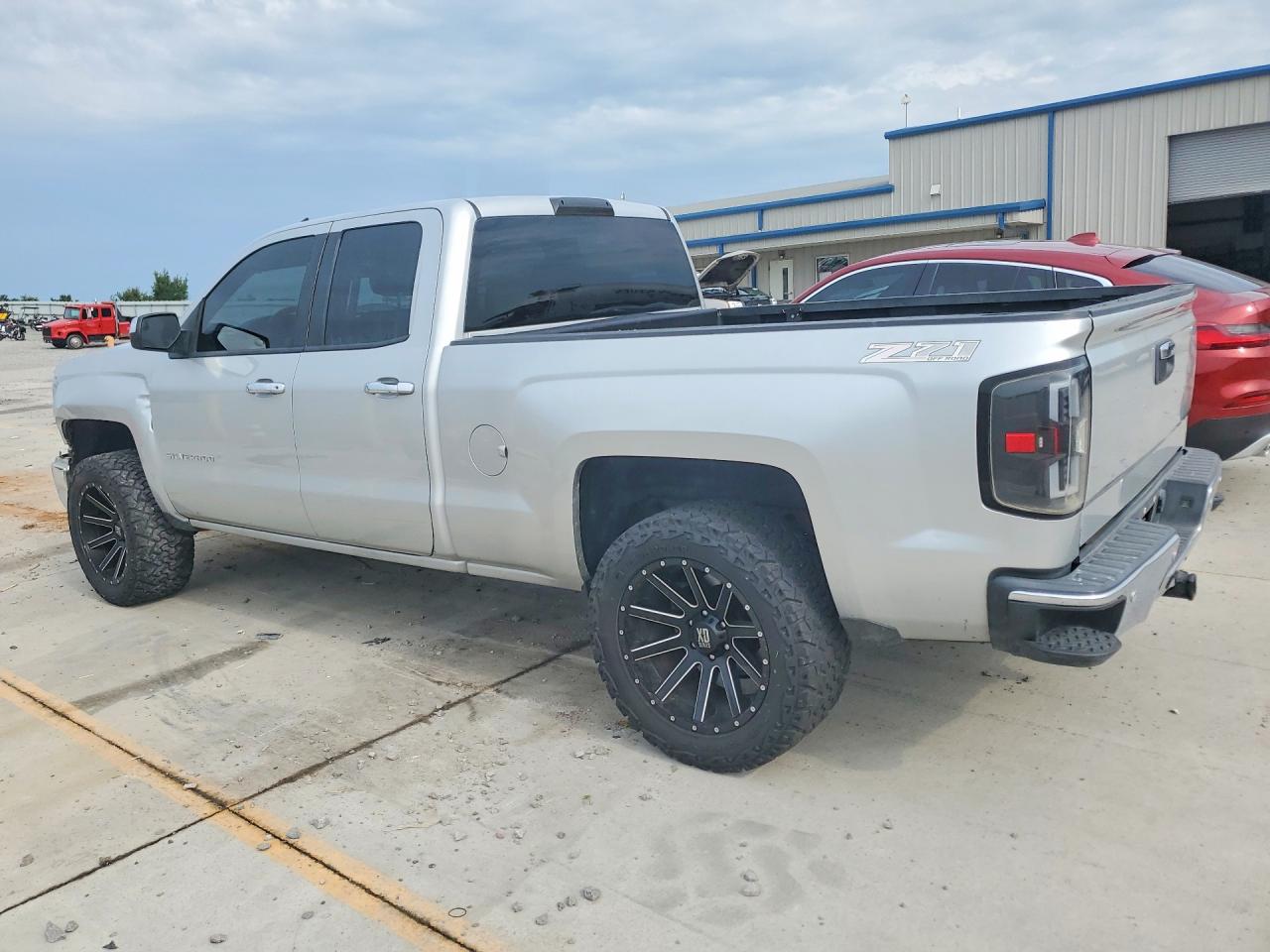 2014 Chevrolet Silverado K1500 Lt Silver vin: 1GCVKREC4EZ310775