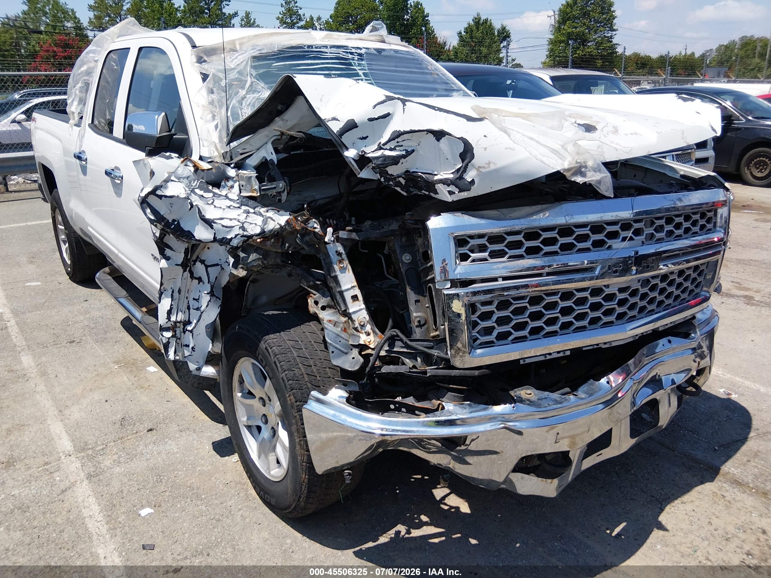 2015 Chevrolet Silverado 1500 1lt Белый vin: 1GCVKREC4FZ164511