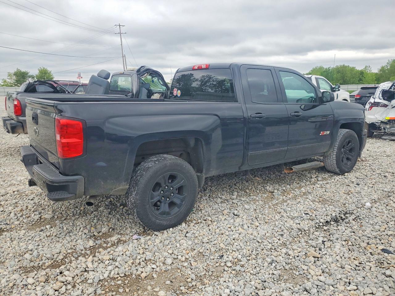 2015 Chevrolet Silverado K1500 Lt Black vin: 1GCVKREC4FZ356818