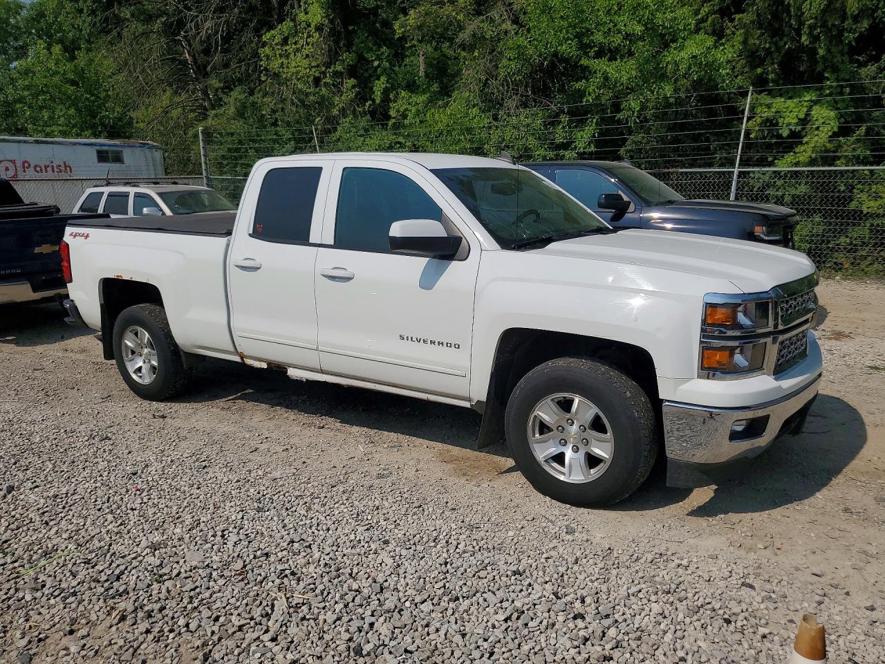 2015 Chevrolet Silverado K1500 Lt White vin: 1GCVKREC4FZ363638