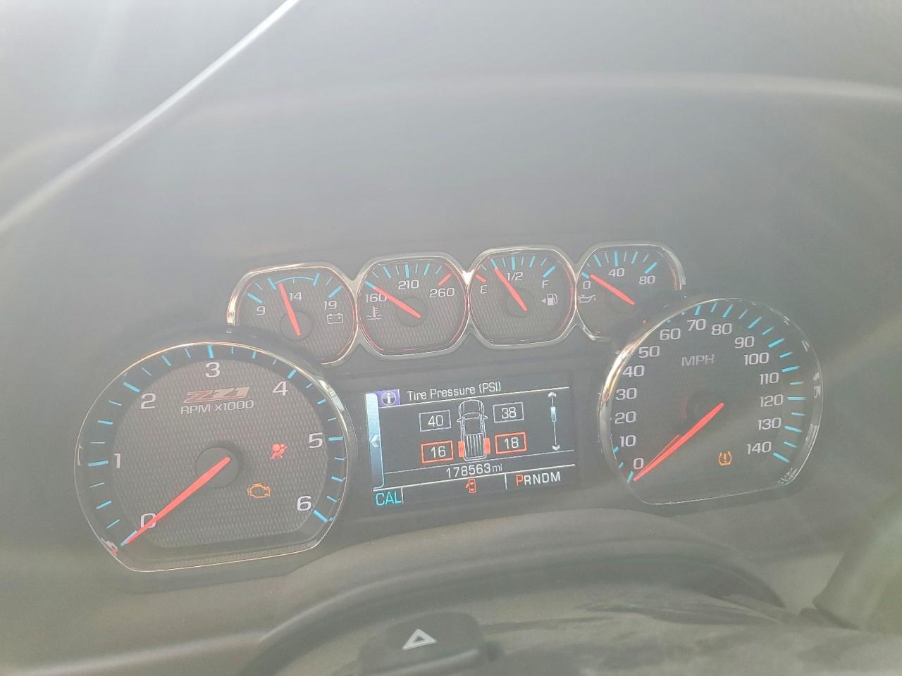 2015 Chevrolet Silverado K1500 Lt Черный vin: 1GCVKREC4FZ379354