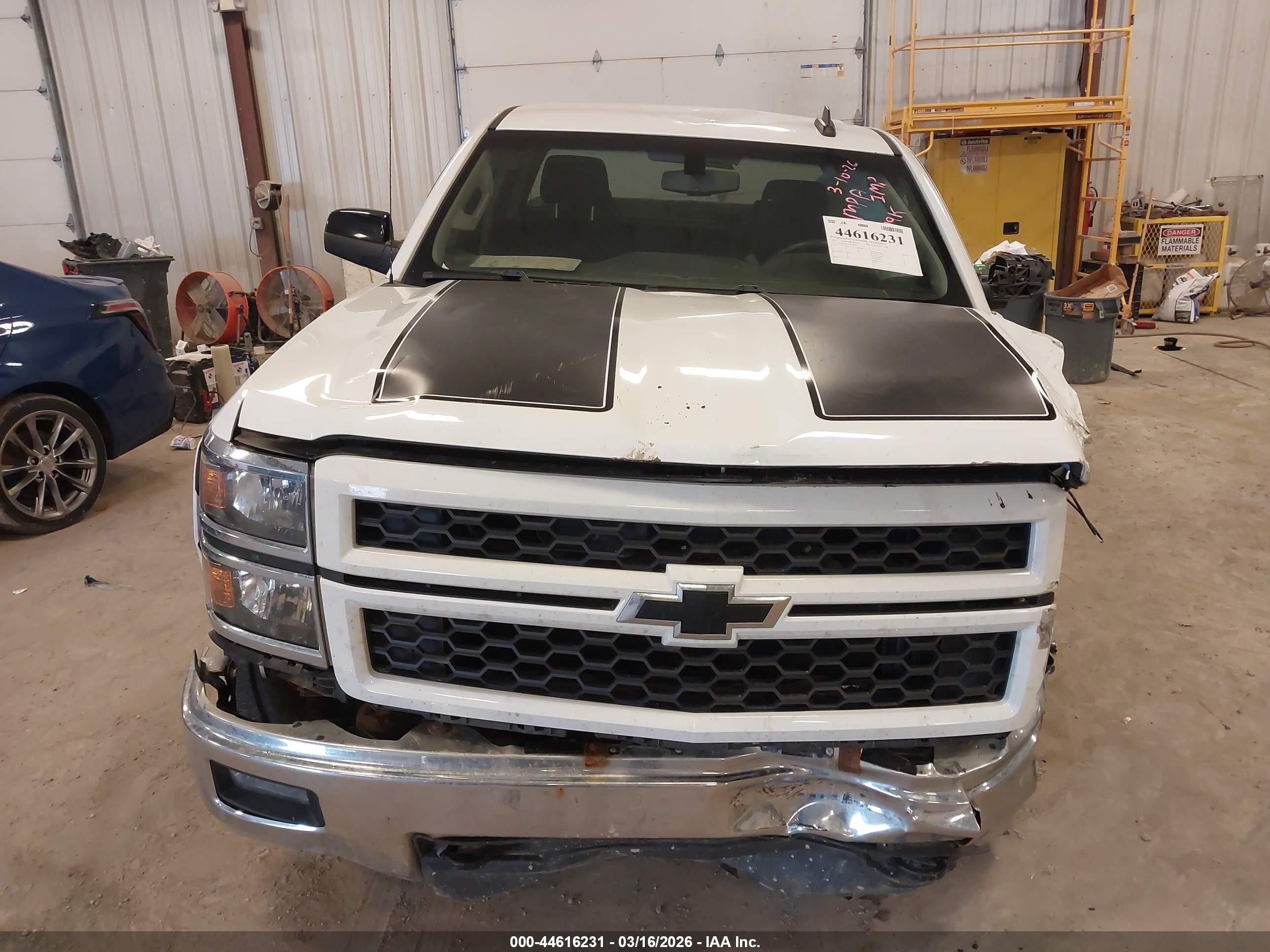 2015 Chevrolet Silverado 1500 1lt White vin: 1GCVKREC4FZ390919
