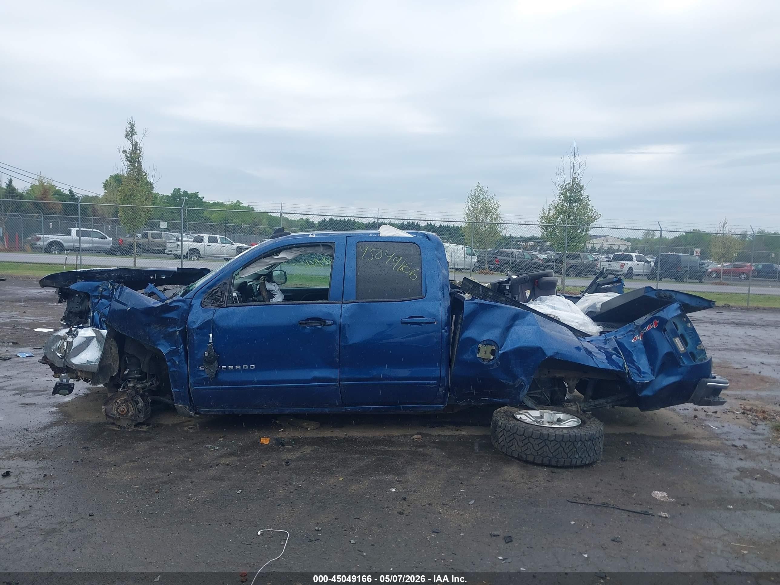 2017 Chevrolet Silverado 1500 1lt Синий vin: 1GCVKREC4HZ136498