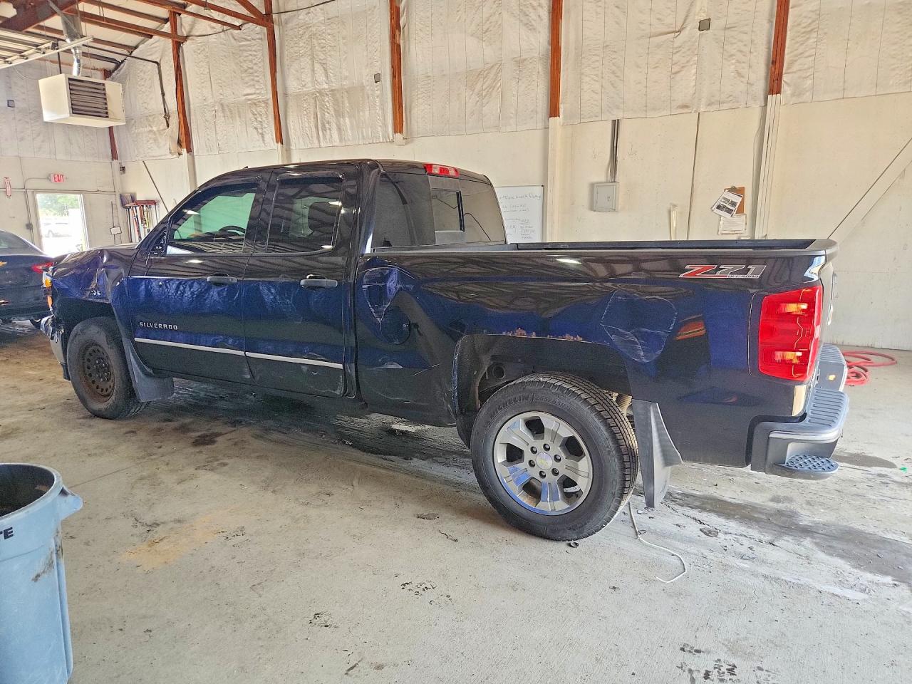 2014 Chevrolet Silverado K1500 Lt Black vin: 1GCVKREC5EZ338925