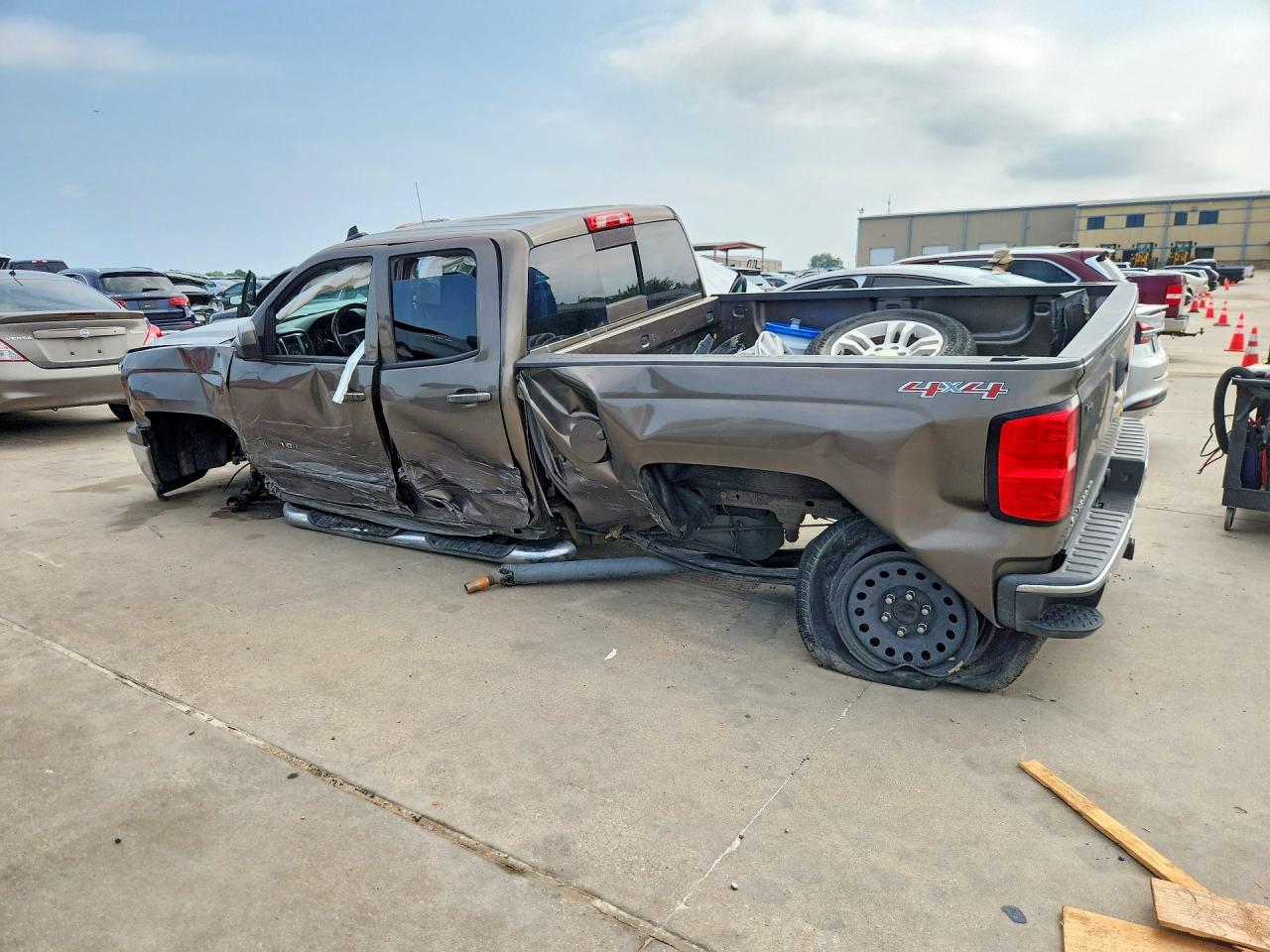 2015 Chevrolet Silverado K1500 Lt Tan vin: 1GCVKREC5FZ160564