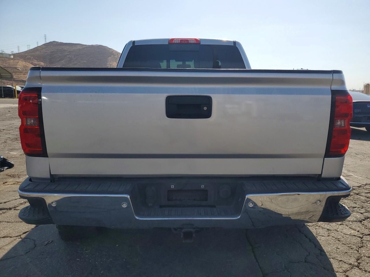 2015 Chevrolet Silverado K1500 Lt Silver vin: 1GCVKREC5FZ192396