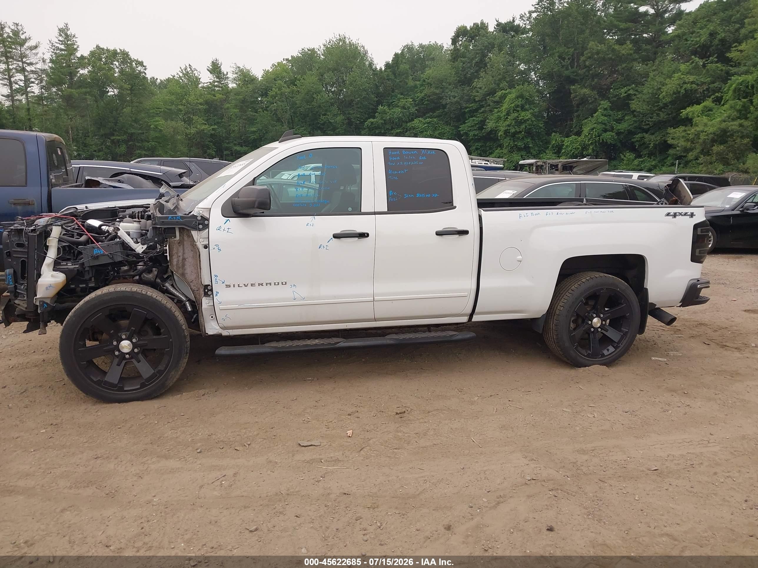 2015 Chevrolet Silverado 1500 Lt Белый vin: 1GCVKREC5FZ212789