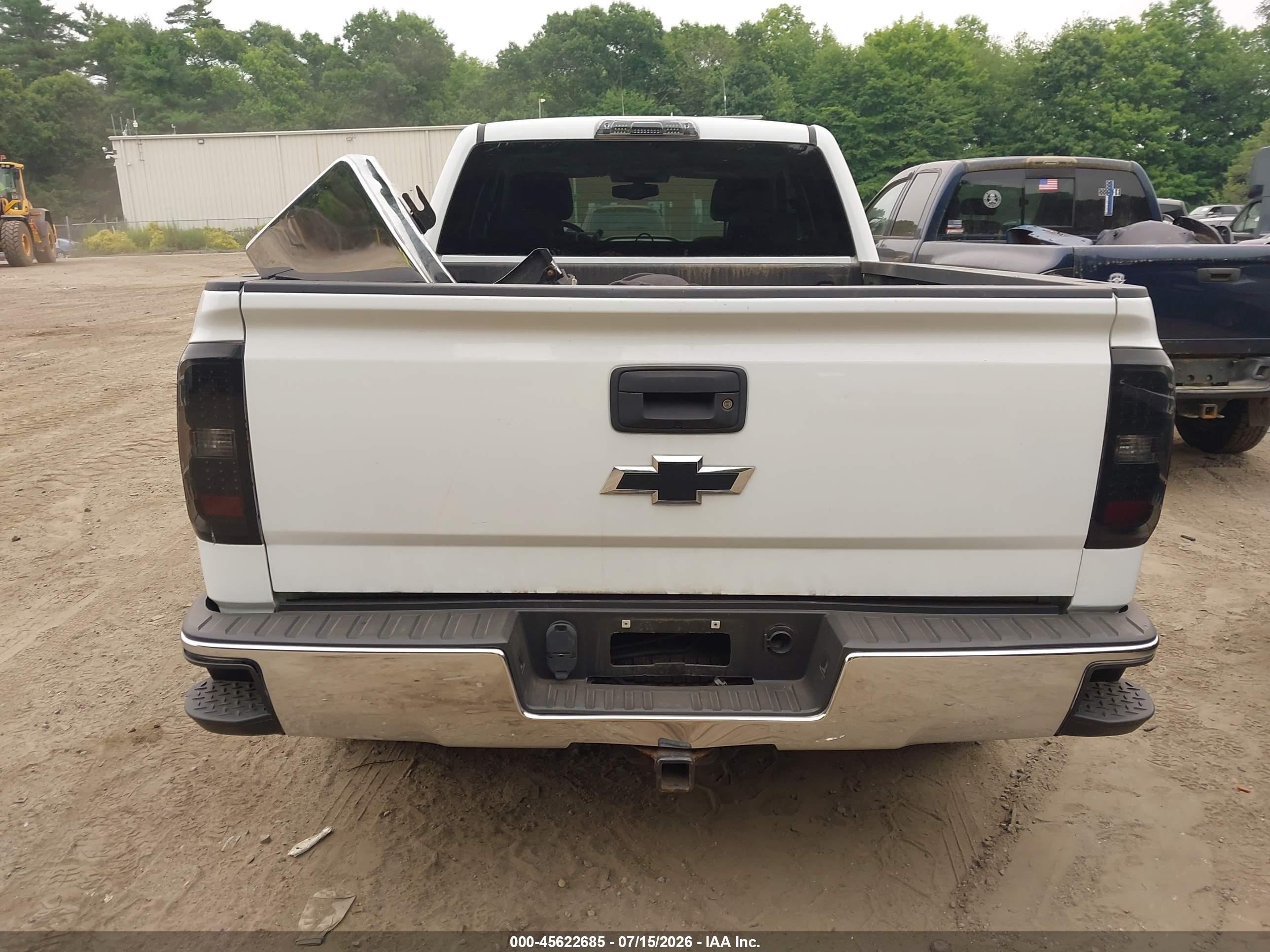 2015 Chevrolet Silverado 1500 Lt Белый vin: 1GCVKREC5FZ212789