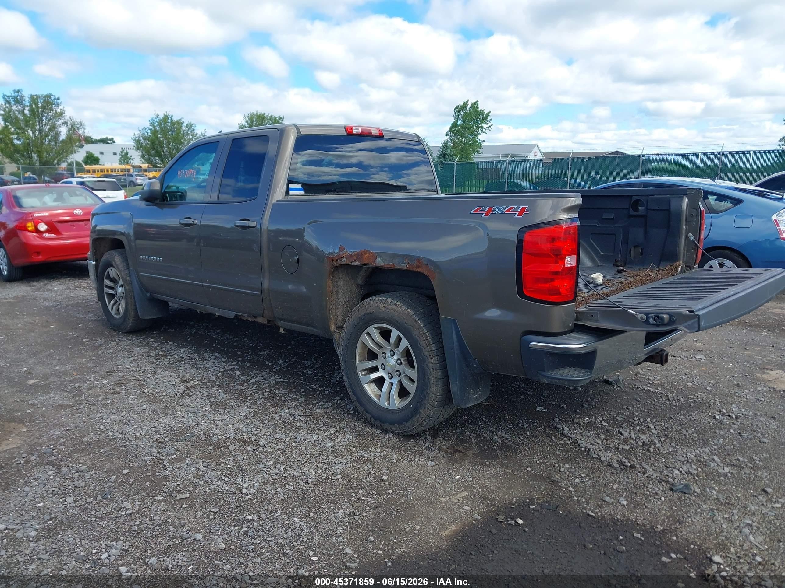 2015 Chevrolet Silverado 1500 Lt Brown vin: 1GCVKREC5FZ233254