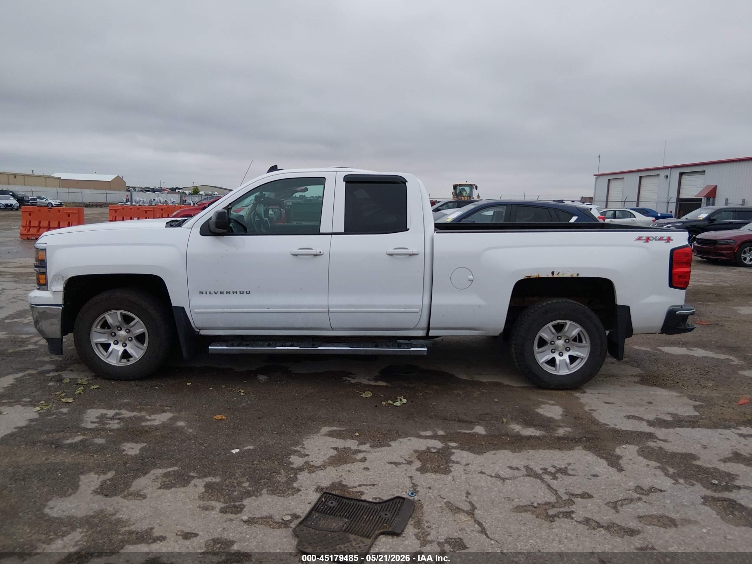2015 Chevrolet Silverado 1500 1lt White vin: 1GCVKREC5FZ287654