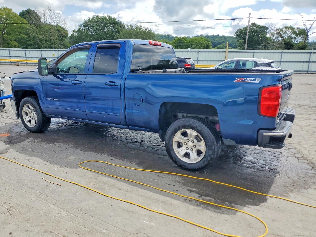 2015 Chevrolet Silverado K1500 Lt Синий vin: 1GCVKREC5FZ354401