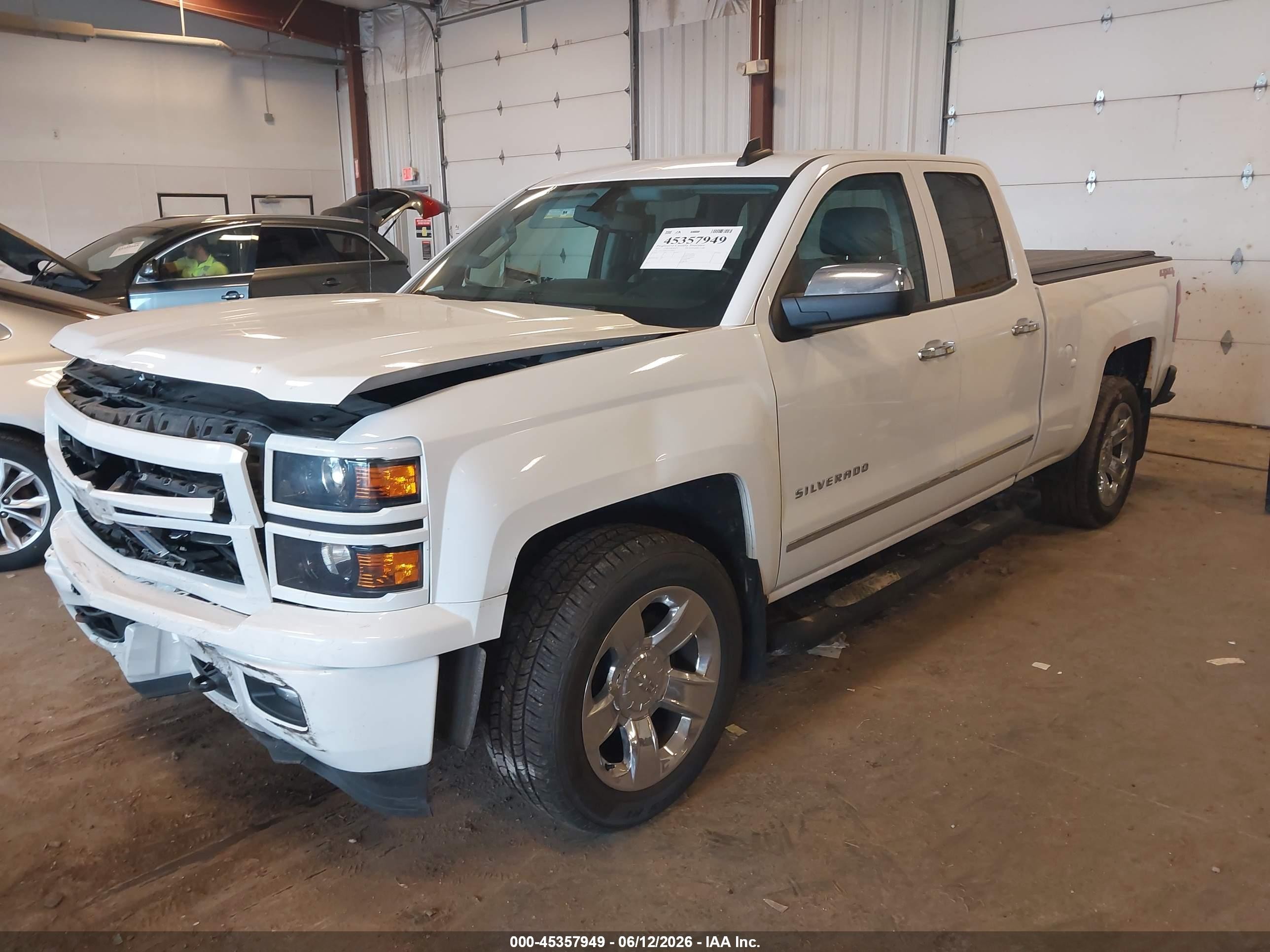 2015 Chevrolet Silverado 1500 Lt White vin: 1GCVKREC5FZ385423