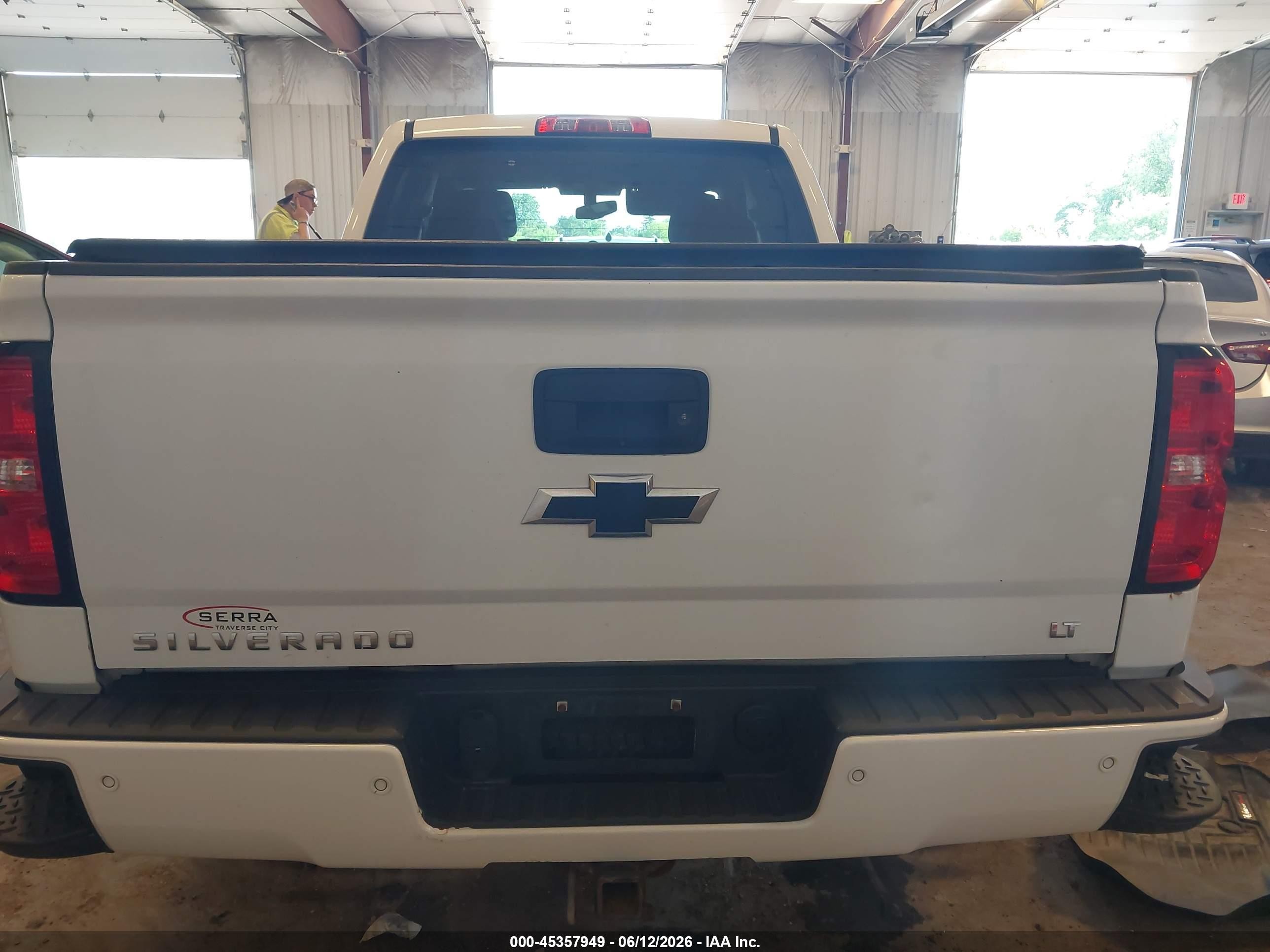 2015 Chevrolet Silverado 1500 Lt White vin: 1GCVKREC5FZ385423