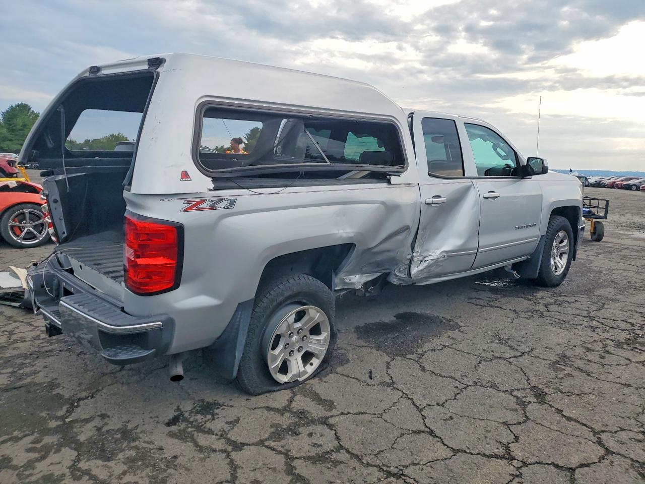 2015 Chevrolet Silverado K1500 Lt Silver vin: 1GCVKREC5FZ386992