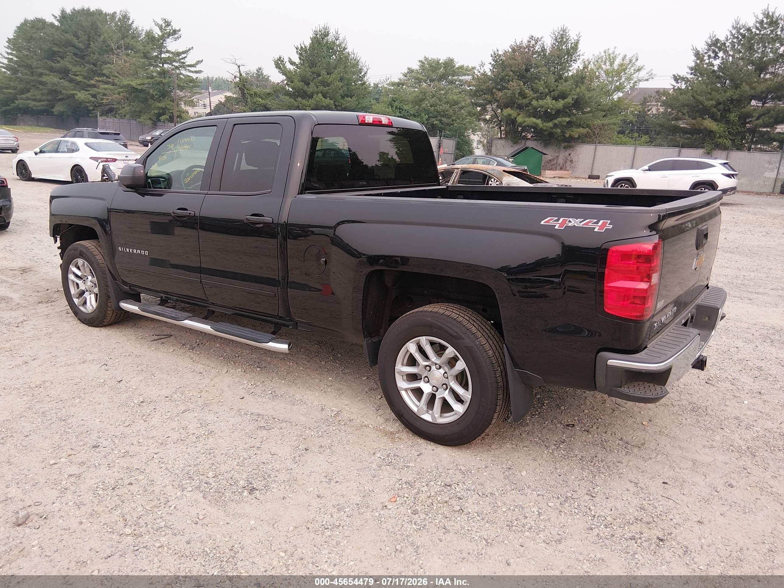2015 Chevrolet Silverado 1500 Lt Черный vin: 1GCVKREC5FZ391674