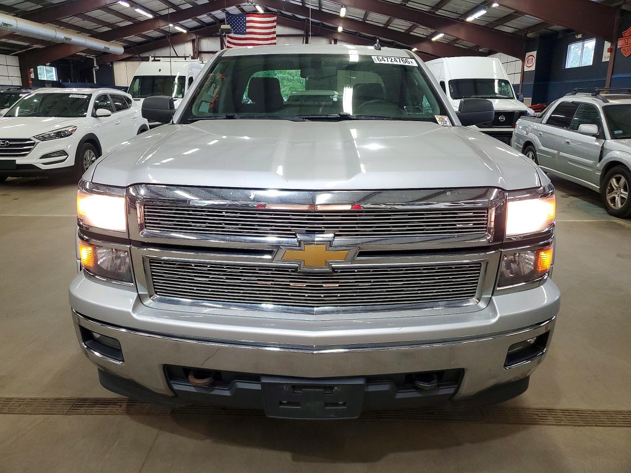 2014 Chevrolet Silverado K1500 Lt Серебряный vin: 1GCVKREC6EZ107175