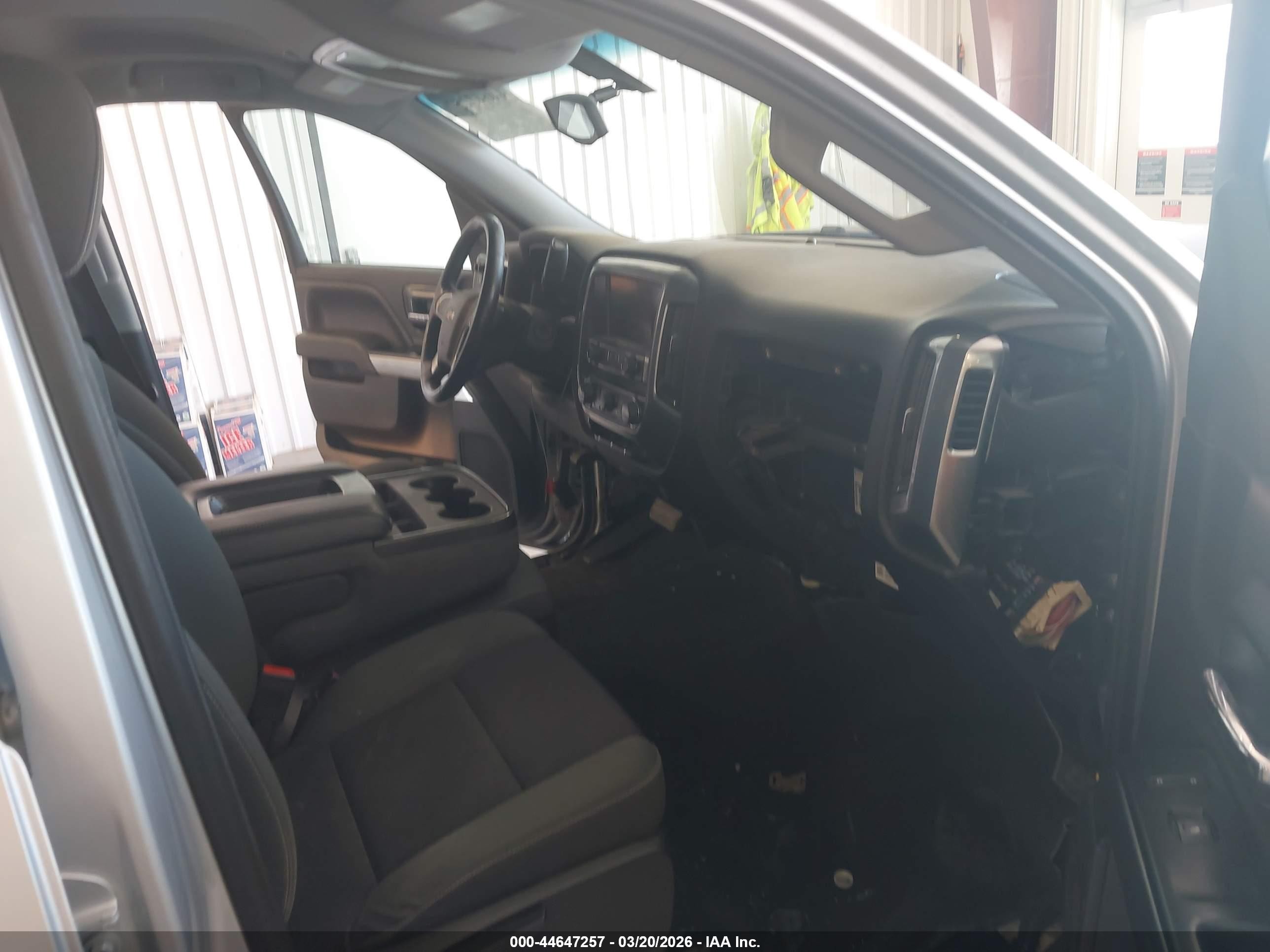 2014 Chevrolet Silverado 1500 1lt Серебряный vin: 1GCVKREC6EZ355166