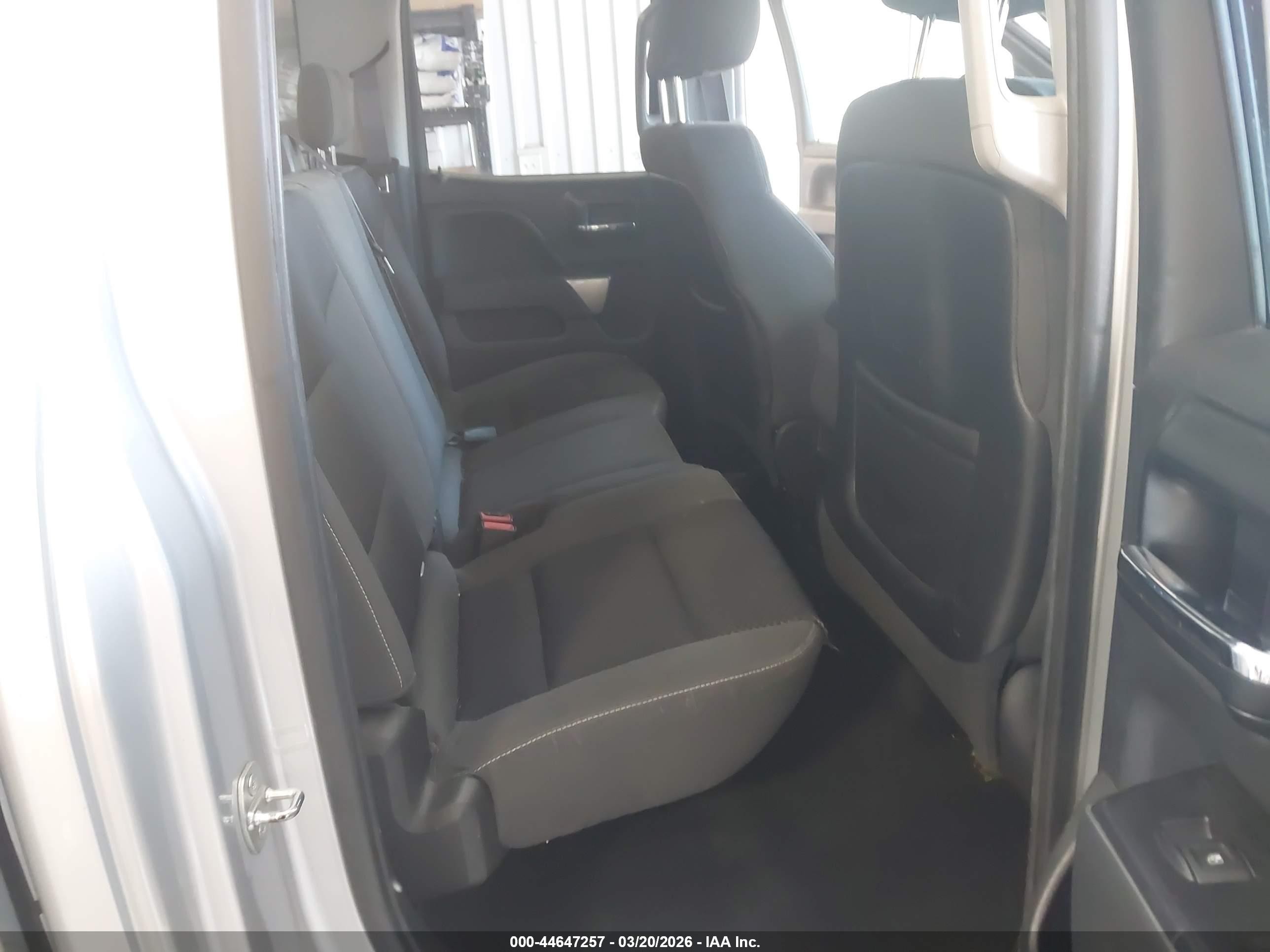 2014 Chevrolet Silverado 1500 1lt Серебряный vin: 1GCVKREC6EZ355166