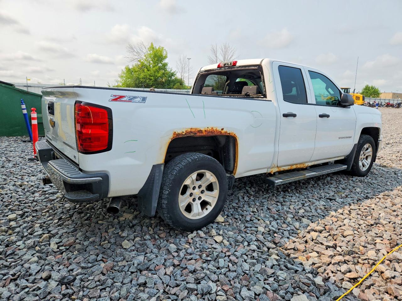 2014 Chevrolet Silverado K1500 Lt White vin: 1GCVKREC6EZ389365