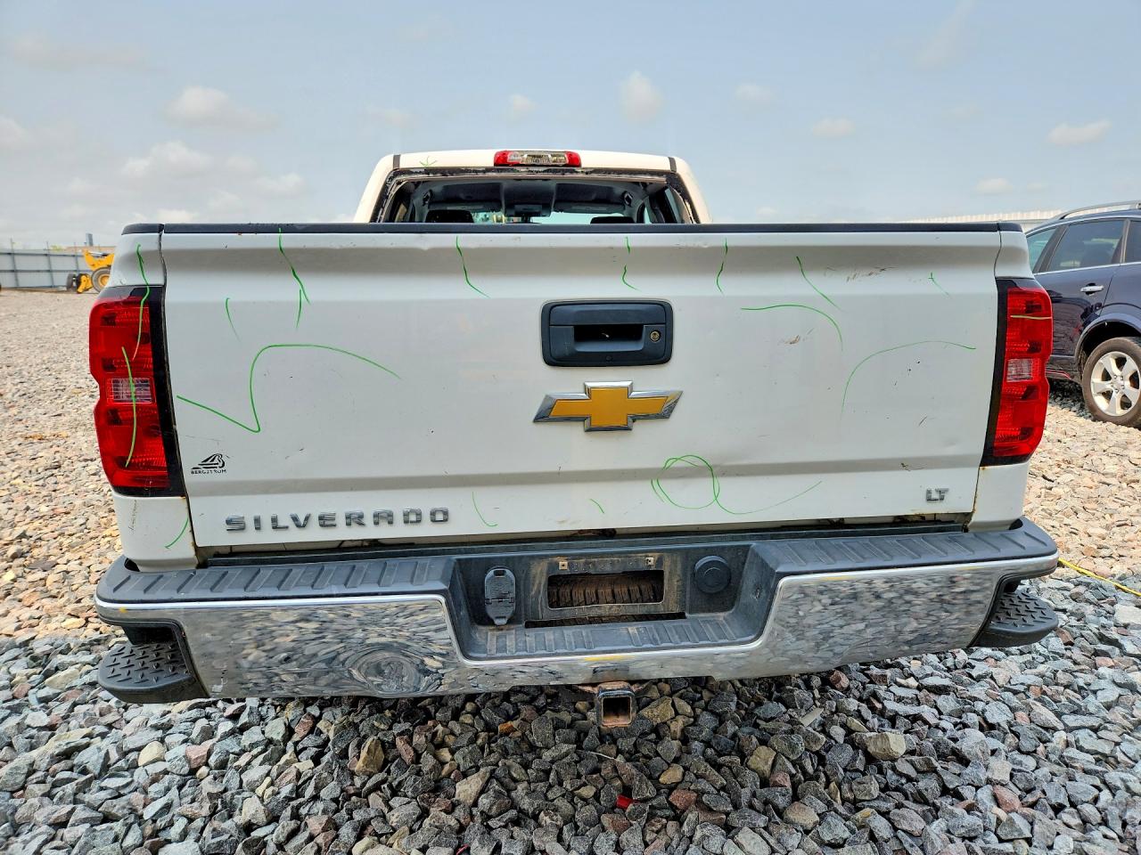 2014 Chevrolet Silverado K1500 Lt White vin: 1GCVKREC6EZ389365
