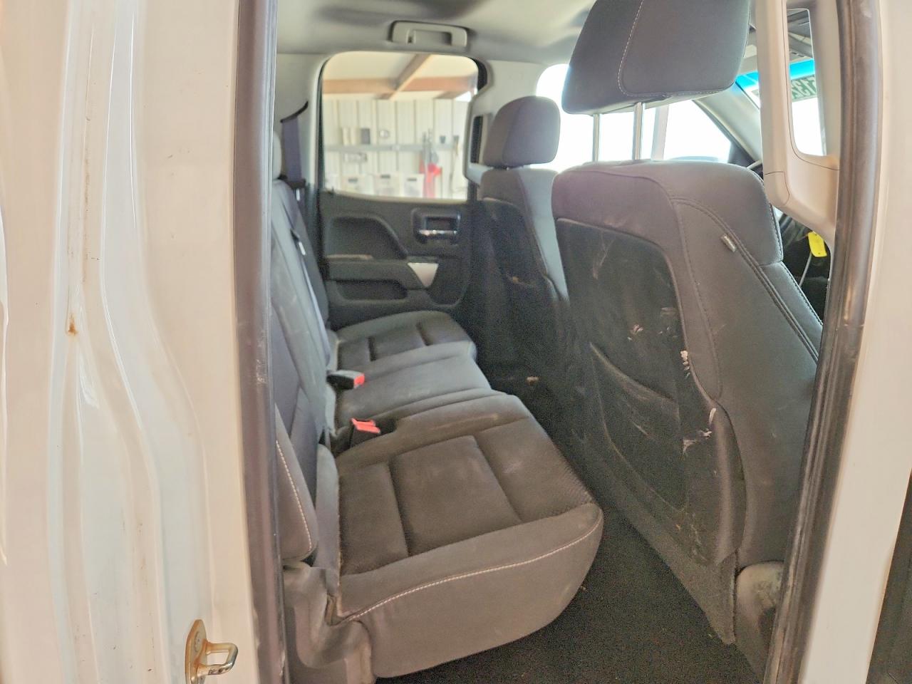 2015 Chevrolet Silverado K1500 Lt White vin: 1GCVKREC6FZ297903