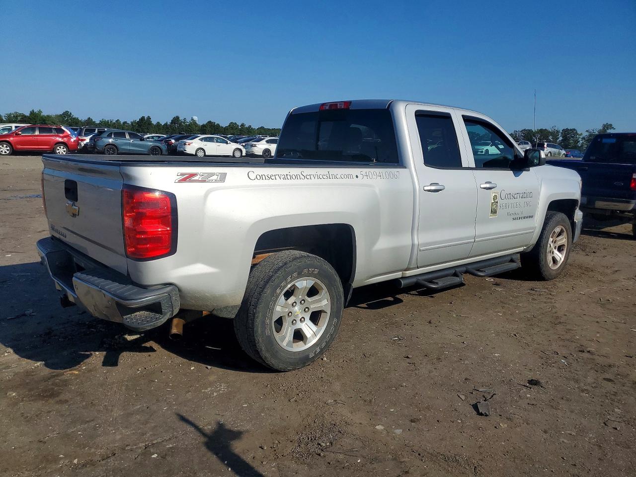 2015 Chevrolet Silverado K1500 Lt Серебряный vin: 1GCVKREC6FZ404237