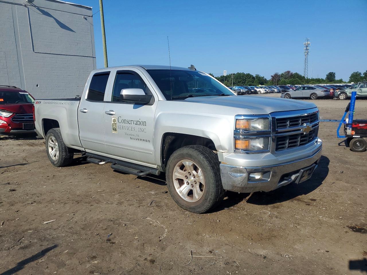 2015 Chevrolet Silverado K1500 Lt Серебряный vin: 1GCVKREC6FZ404237
