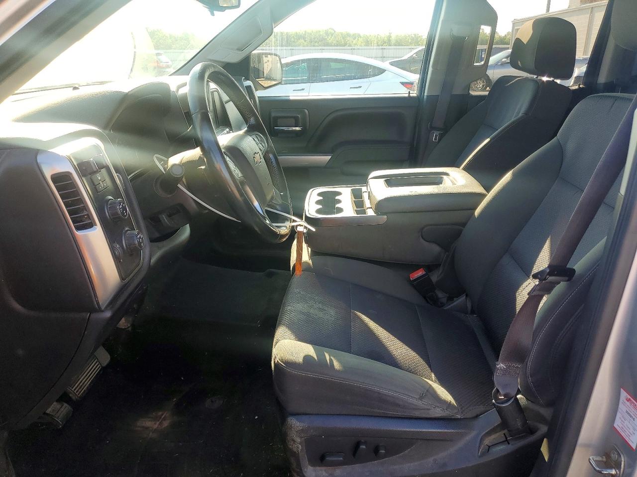 2015 Chevrolet Silverado K1500 Lt Серебряный vin: 1GCVKREC6FZ404237